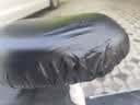电动车通用座垫套电瓶车座垫座套电动自行车座套防水防晒隔热透气皮革座套适用雅迪爱玛电动车座套 【前座套】防水耐磨耐晒【皮革款】 实拍图