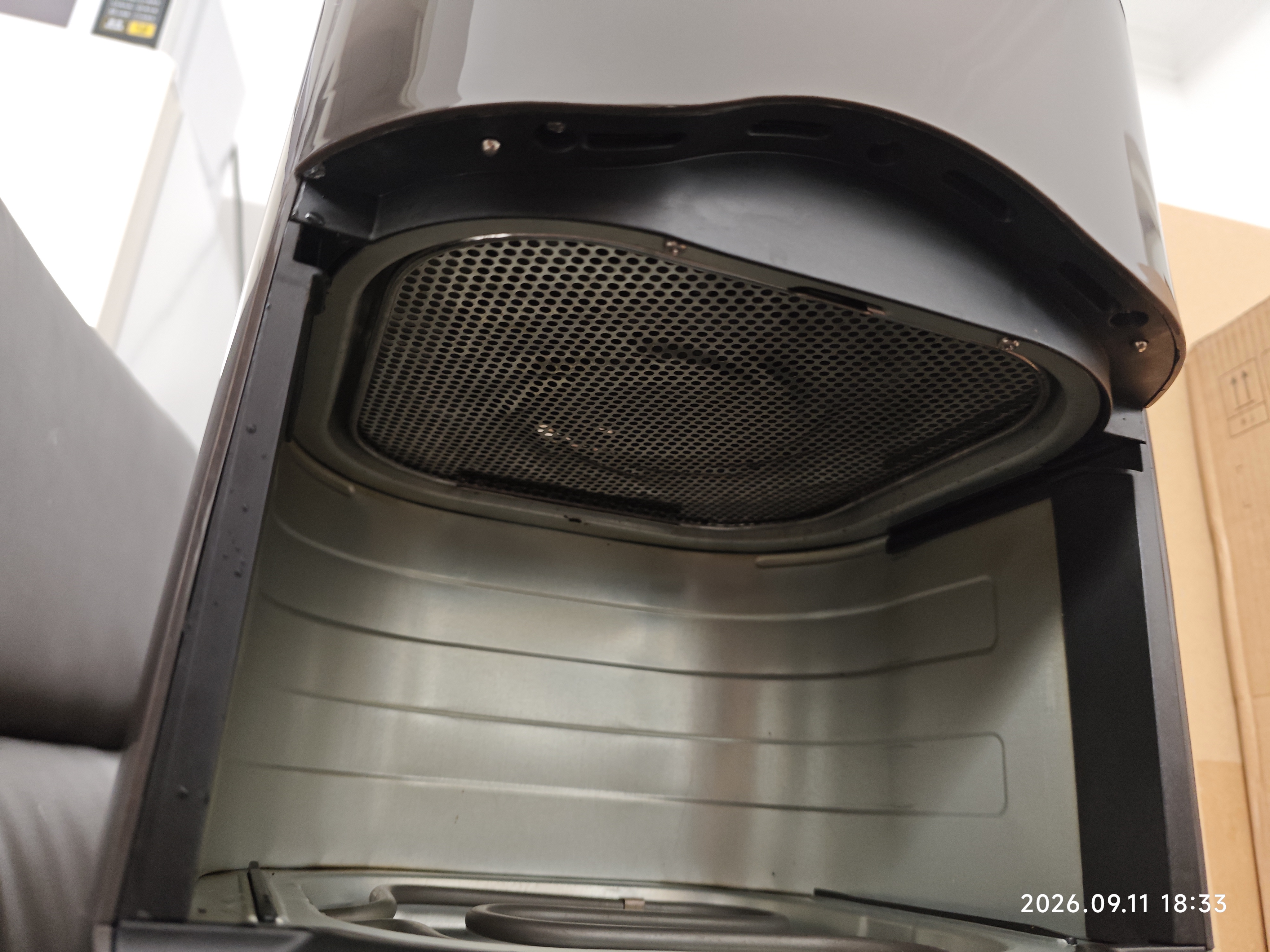 美的（Midea）炎烤空气炸锅家用小型6L大容量双热源蒸烤一体智能可视免翻面烤箱空气电炸锅新款京东自营KZC6053 实拍图