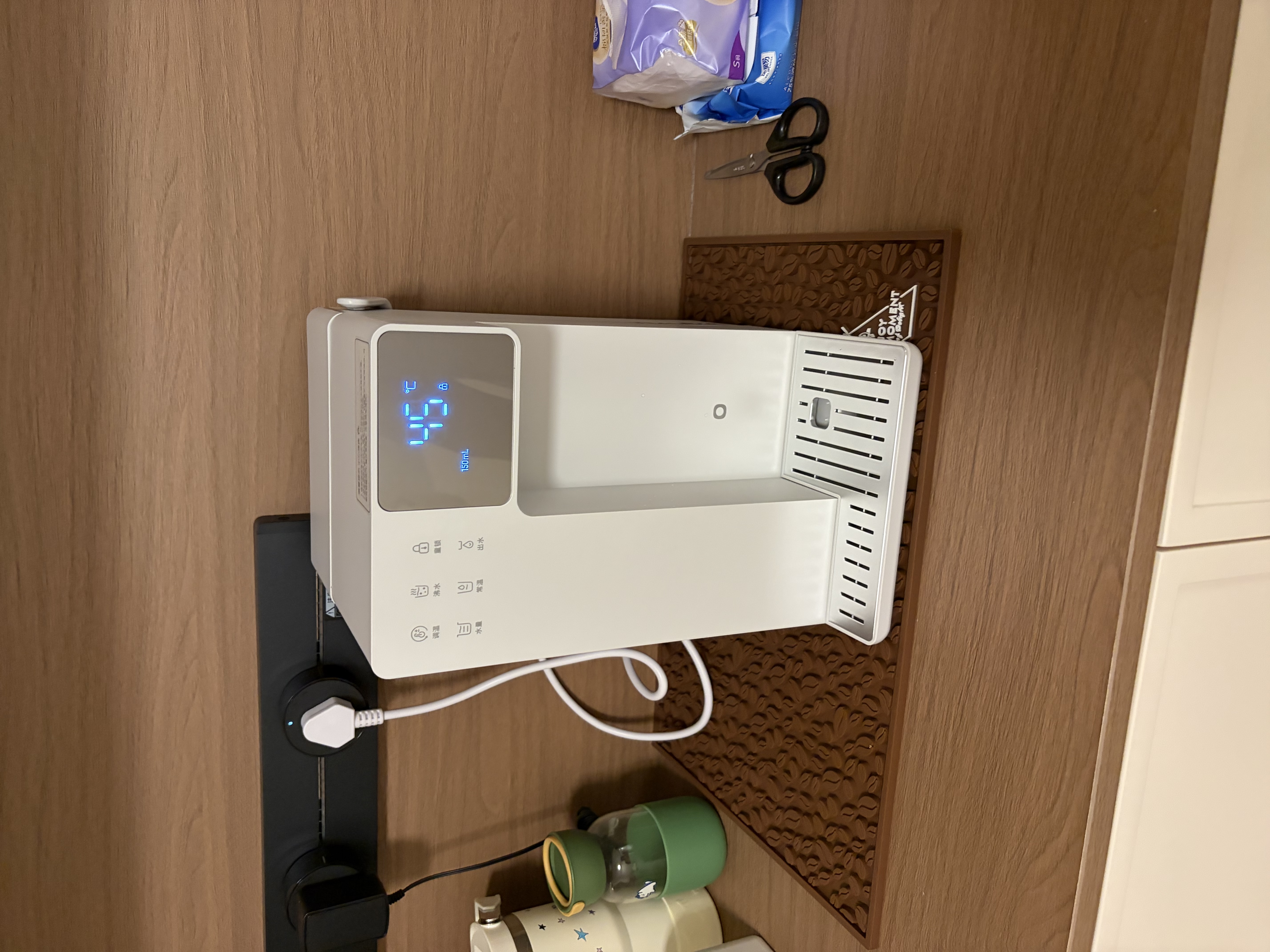 京东京造白犀pro不锈钢即热饮水机家用直饮机 桌面台式饮水器烧水壶 316L不锈钢2.7L水箱 3秒速热 浅灰色 实拍图