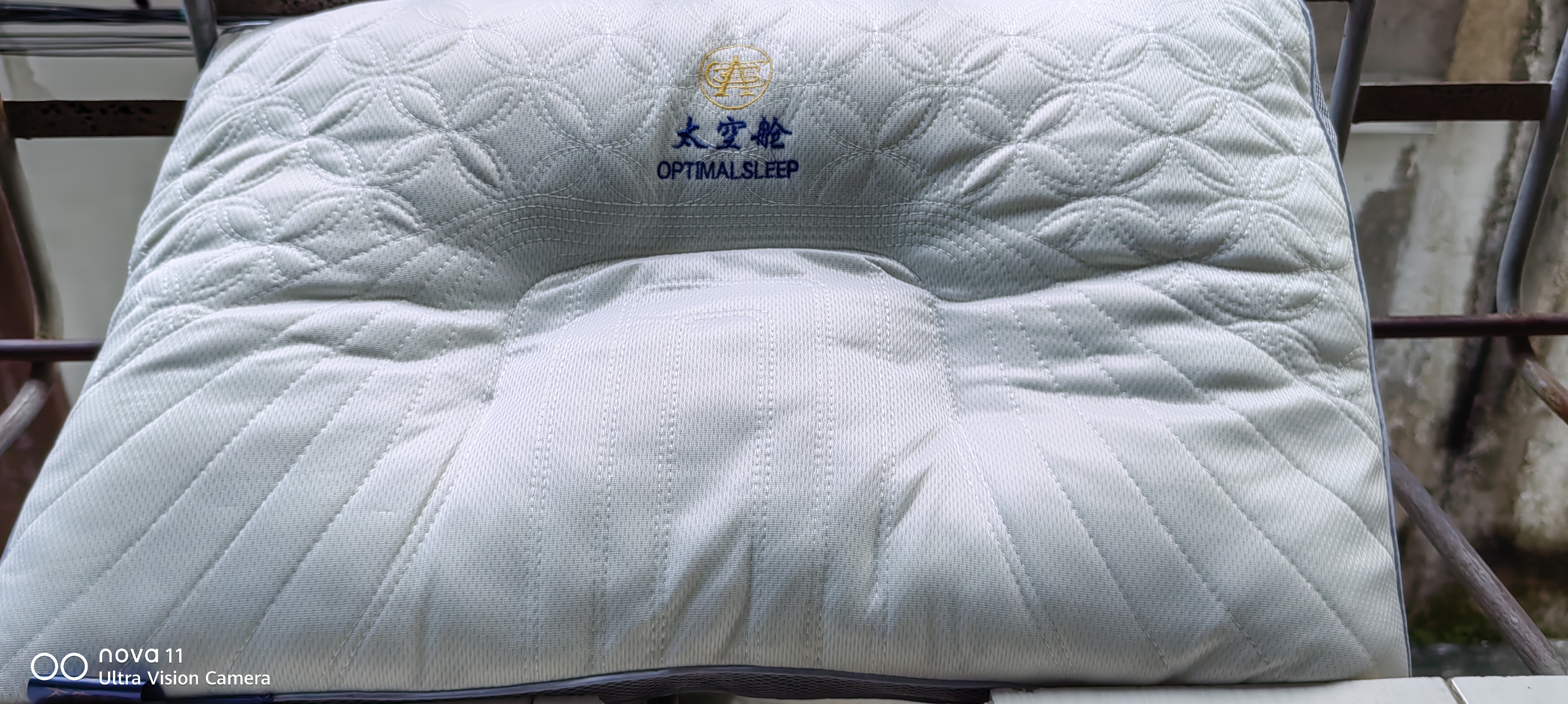红豆乳胶枕头护颈椎枕芯助睡眠专用一对天然橡胶成人枕芯宿舍学生单人 太空舱-灰边【中枕】 48*74cm【单只装】 实拍图