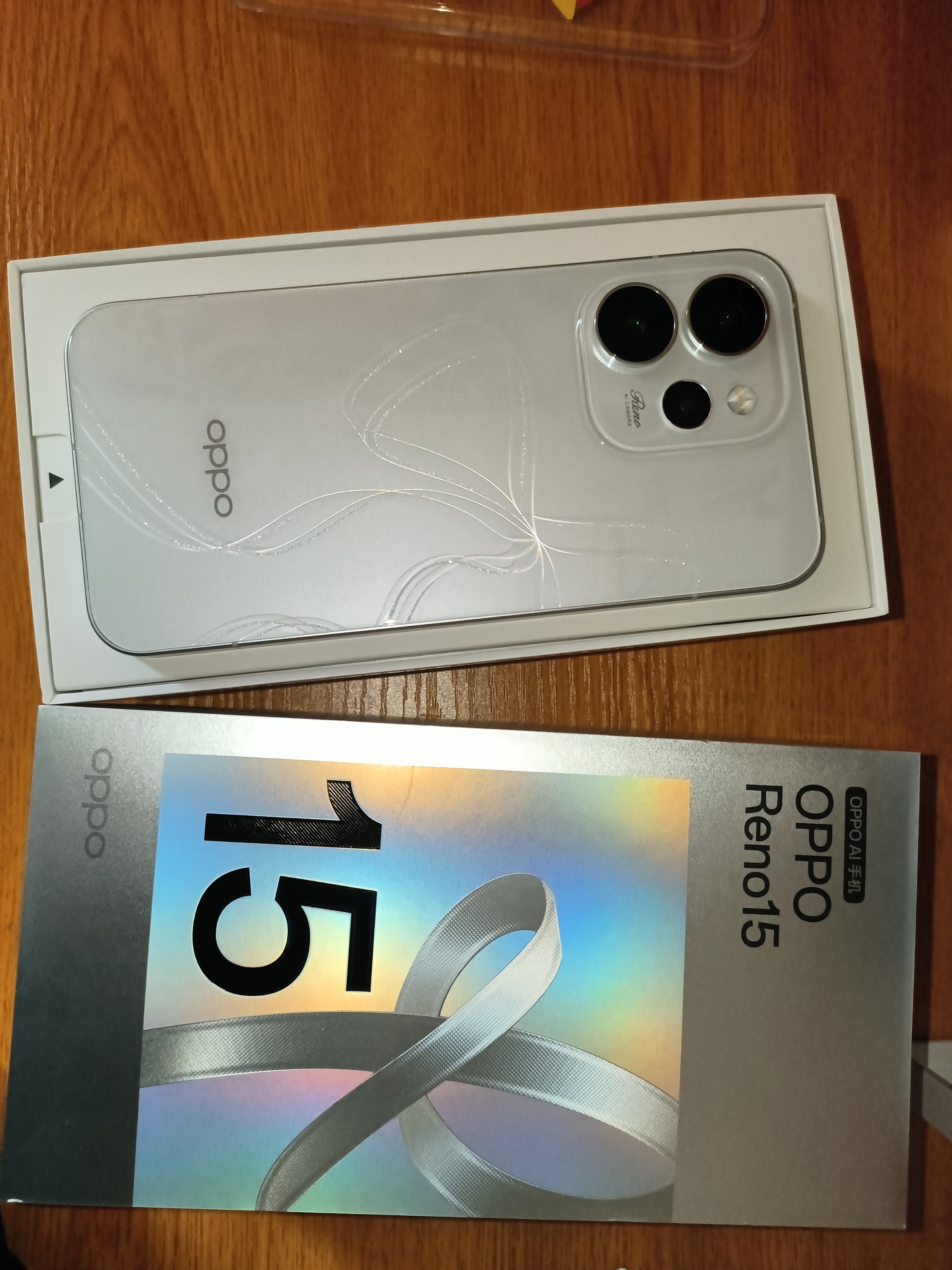 OPPO Reno15 12GB+256GB 星光蝴蝶结 2 亿像素超清影像 超出圈的实况神机 AI智能 5G拍照手机 国家补贴 实拍图