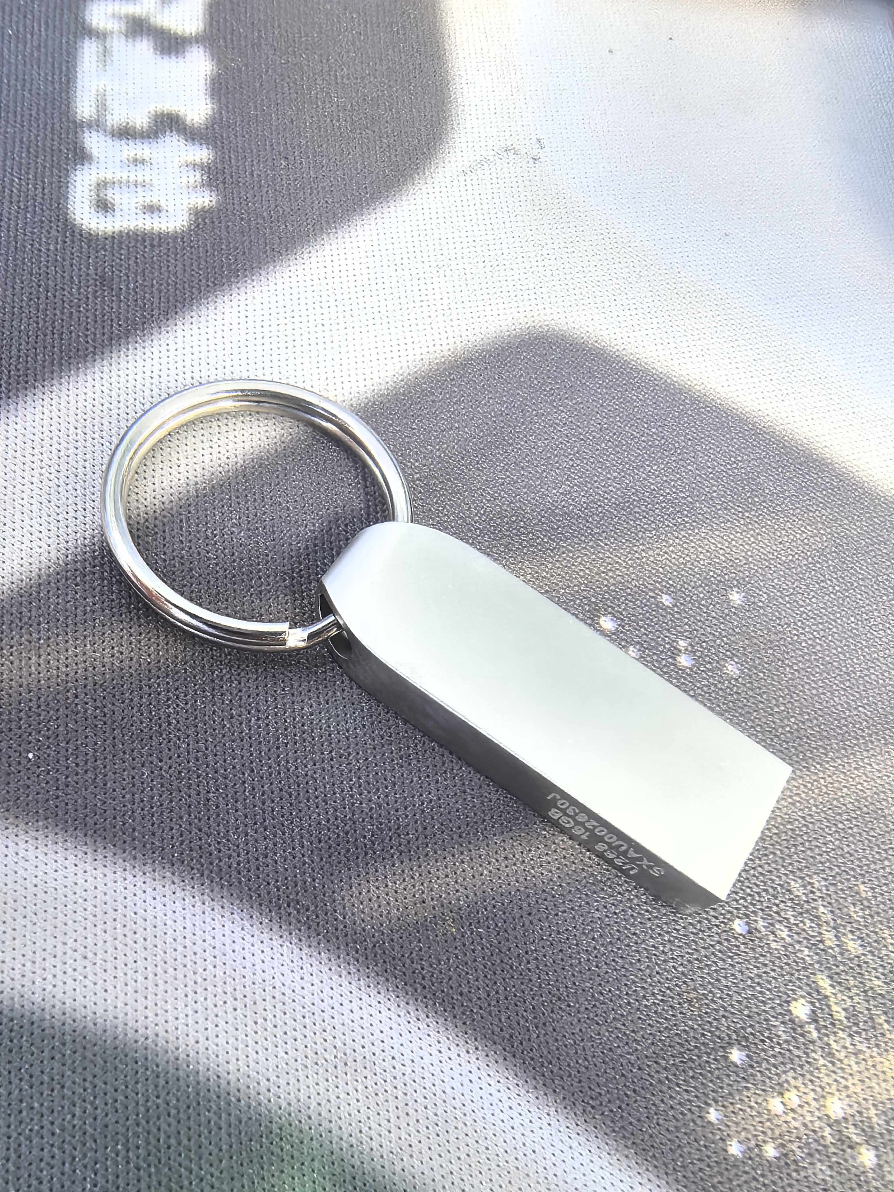 爱国者（aigo）16GB USB2.0 U盘 办公电脑U盘 投标u盘U268 小巧便携金属优盘 实拍图