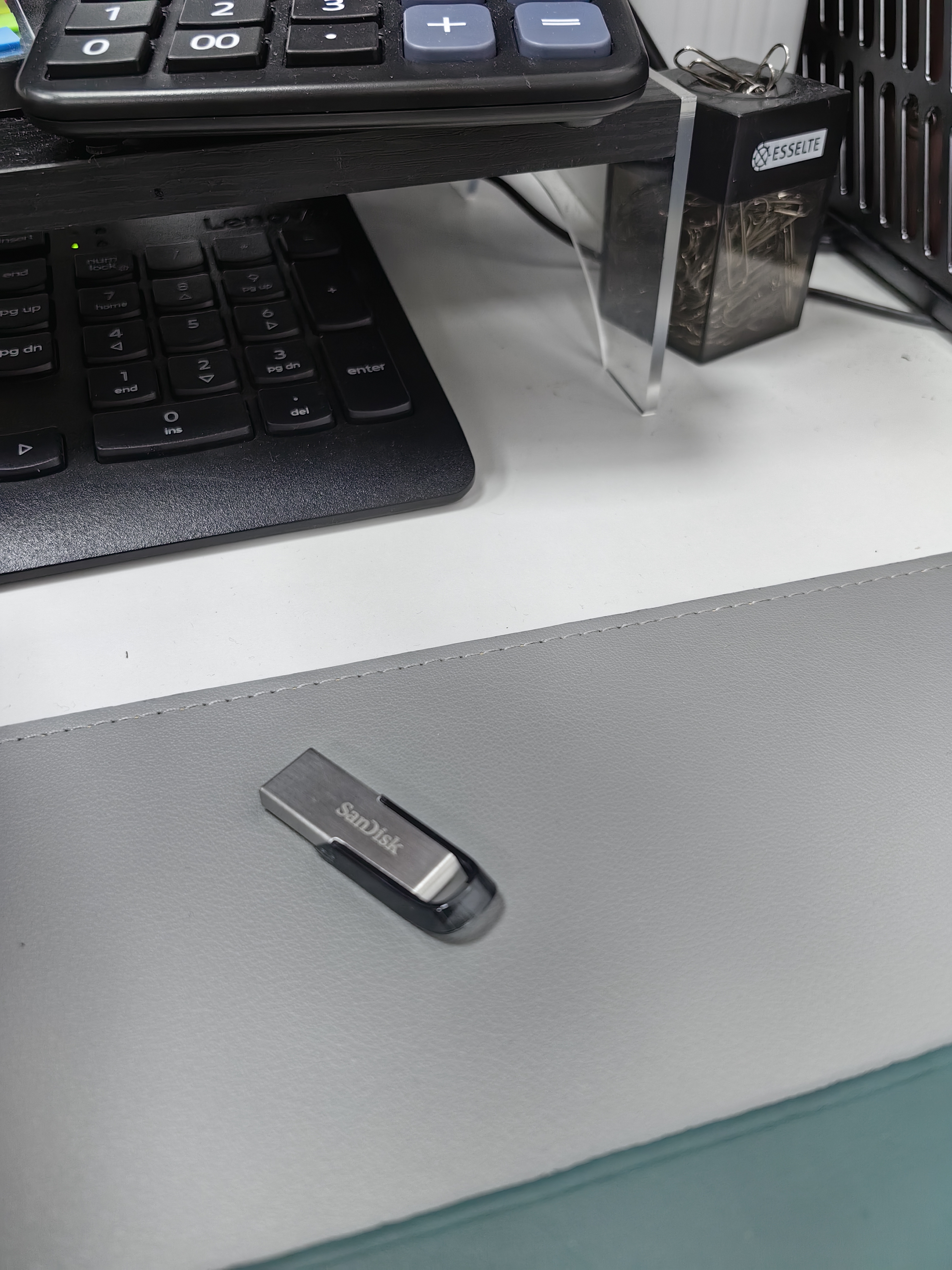 Sandisk闪迪64GB U盘 CZ73 安全加密 数据恢复 学习电脑办公投标 小巧便携 车载 大容量金属优盘 实拍图