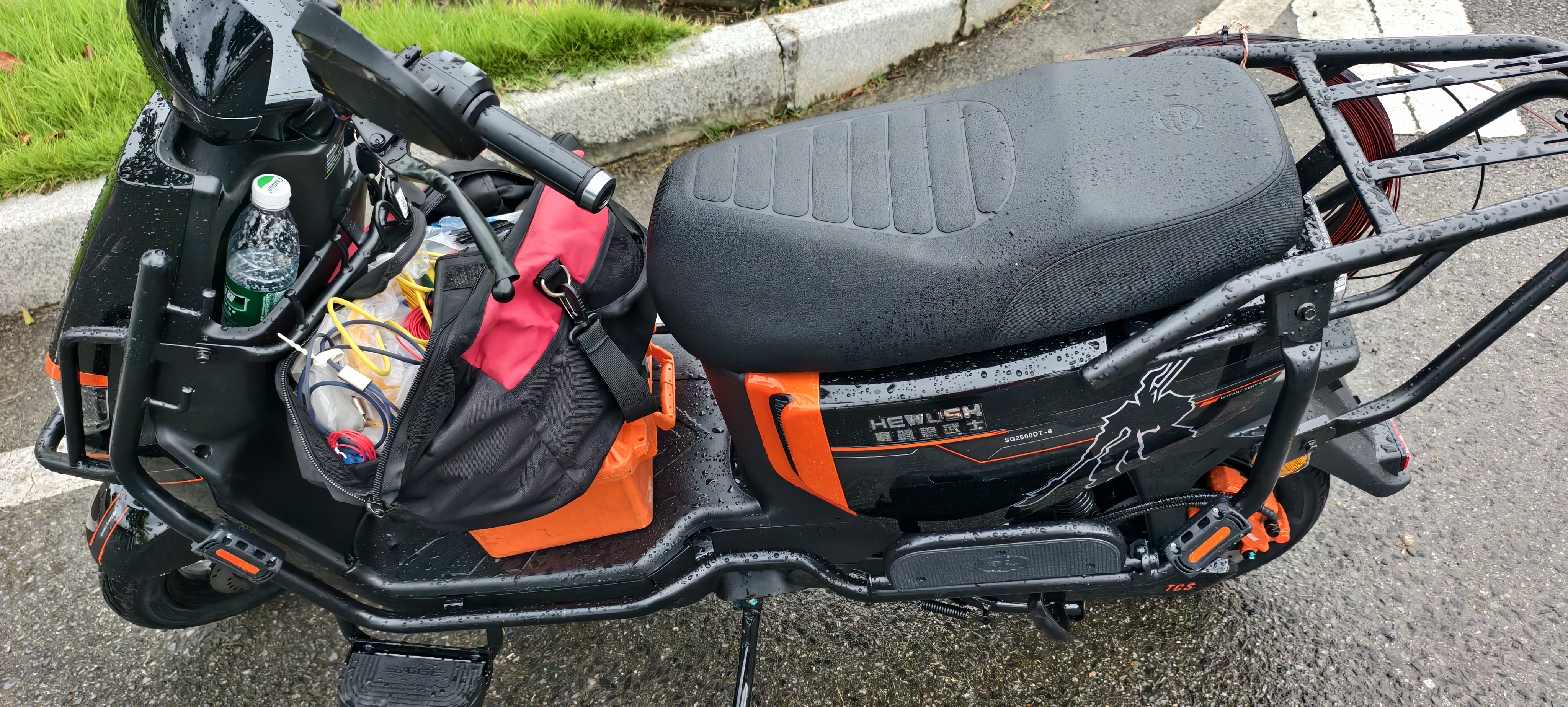 赛鸽电动摩托车黑武士T160/M160【限时补贴】2500W大功率高速外卖电动车长续航电摩【仅车架】换电版 实拍图