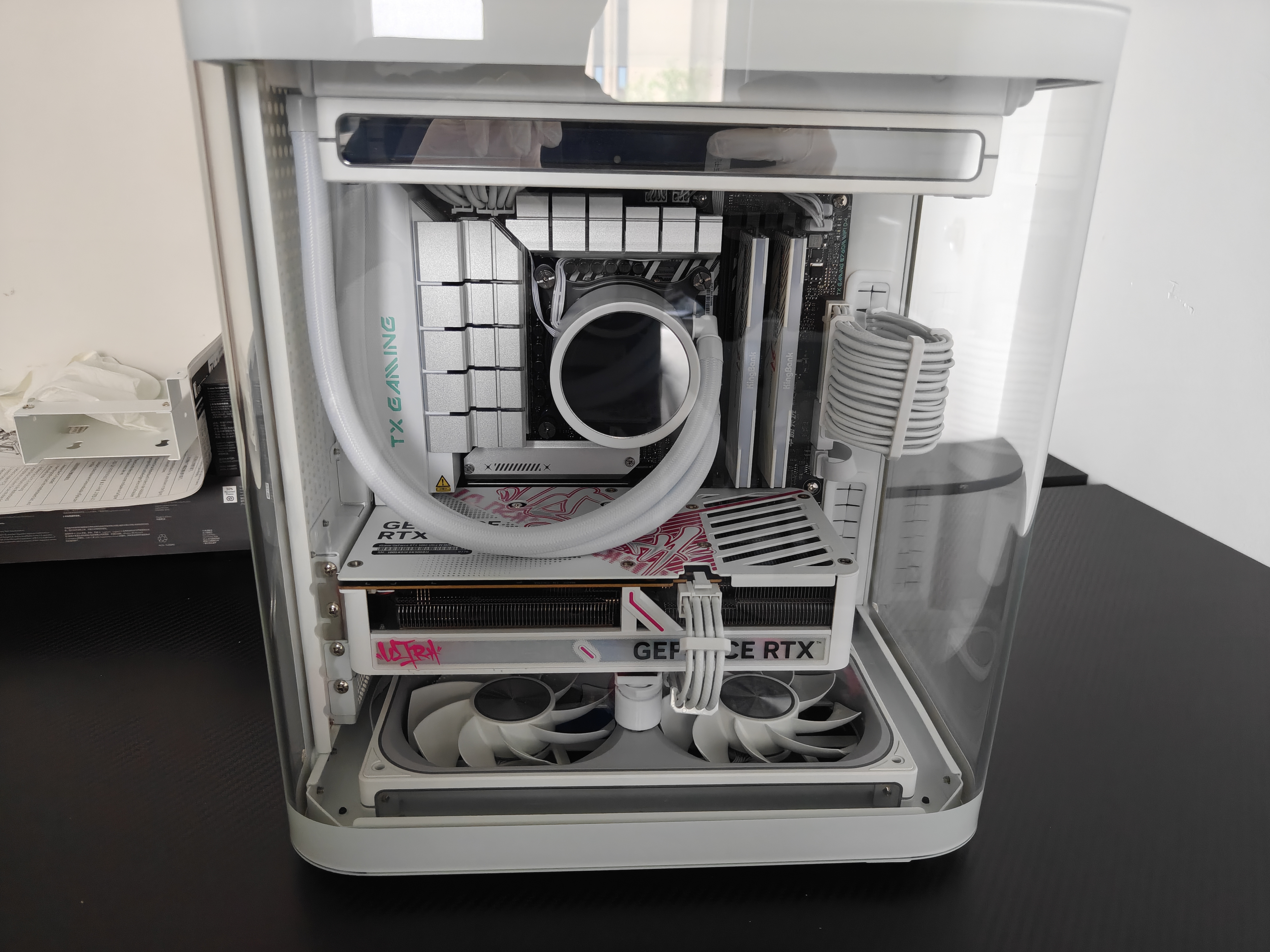 追风者（PHANTEKS）AMP GH金牌750W全模组白色电脑机箱电源(全日系电解电容/温控启停/ATX3.1/蟒纹线/支持50系显卡） 实拍图