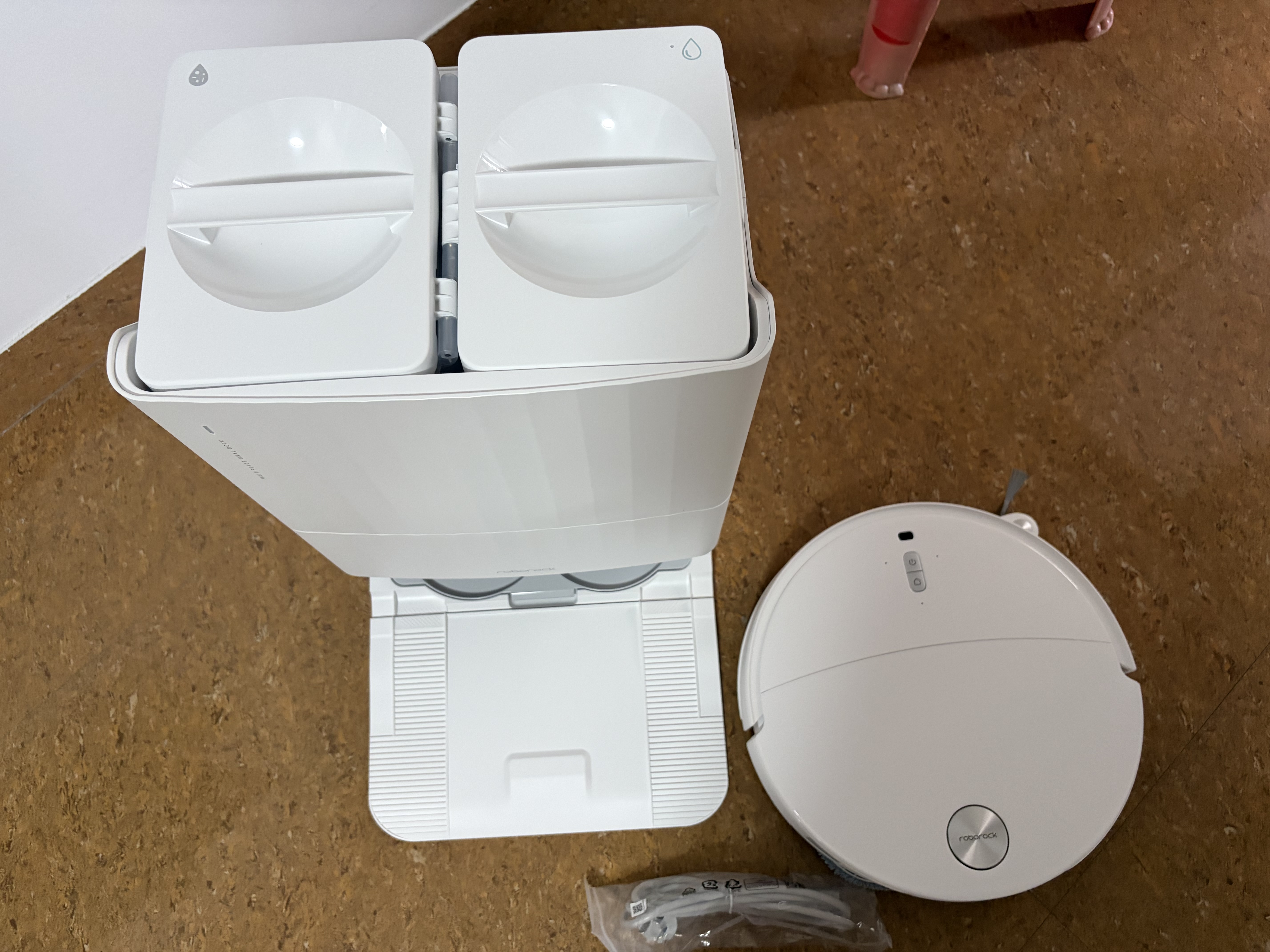 石头（roborock）P20净立方 扫地机器人扫拖一体自动清洗最新款扫拖洗烘一体机 自动集尘热水洗拖布 实拍图