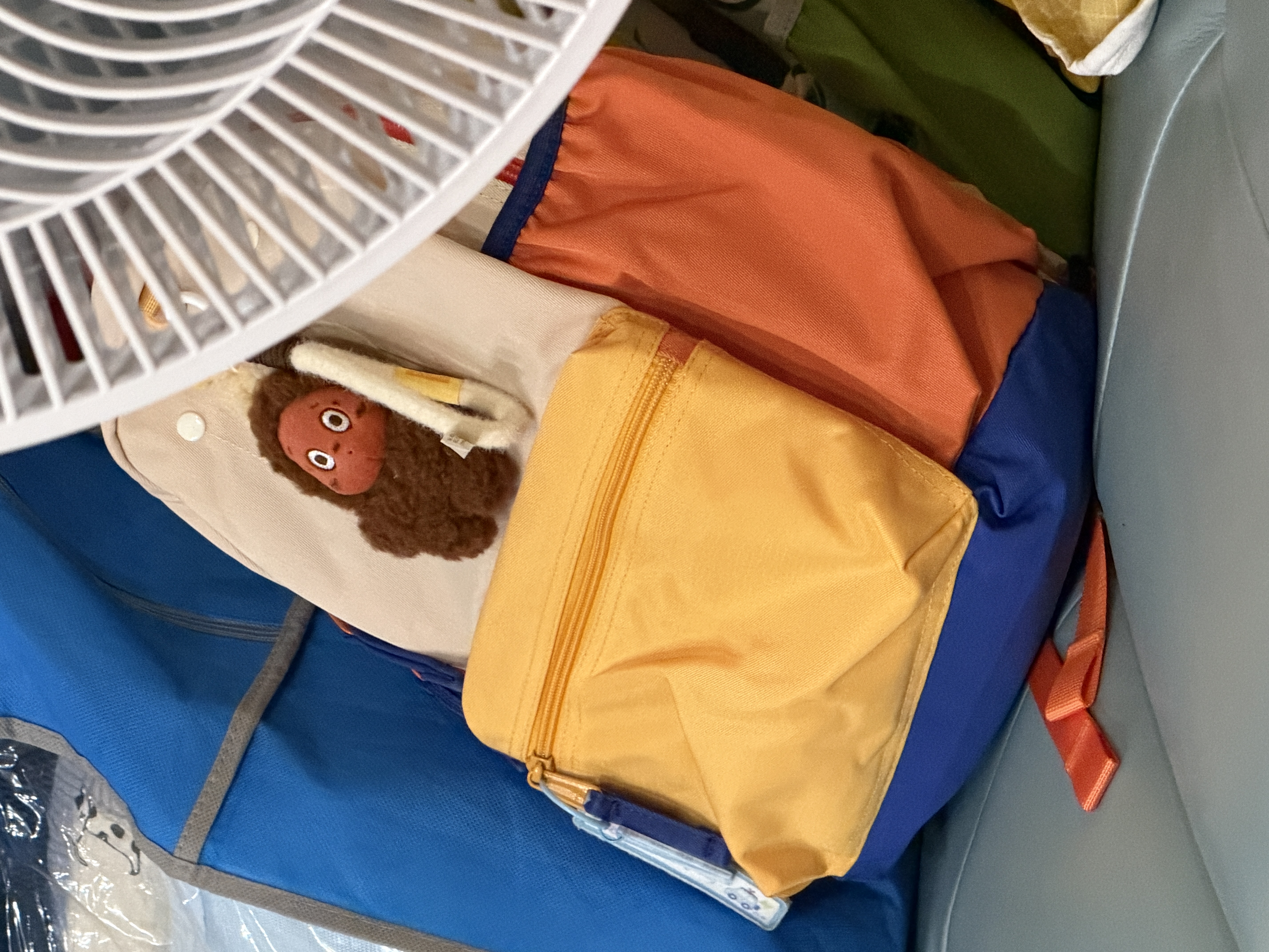 SHUKIKU儿童书包1-3年级小学生超轻防泼水透气背包户外旅游 橘子汽水M码 实拍图