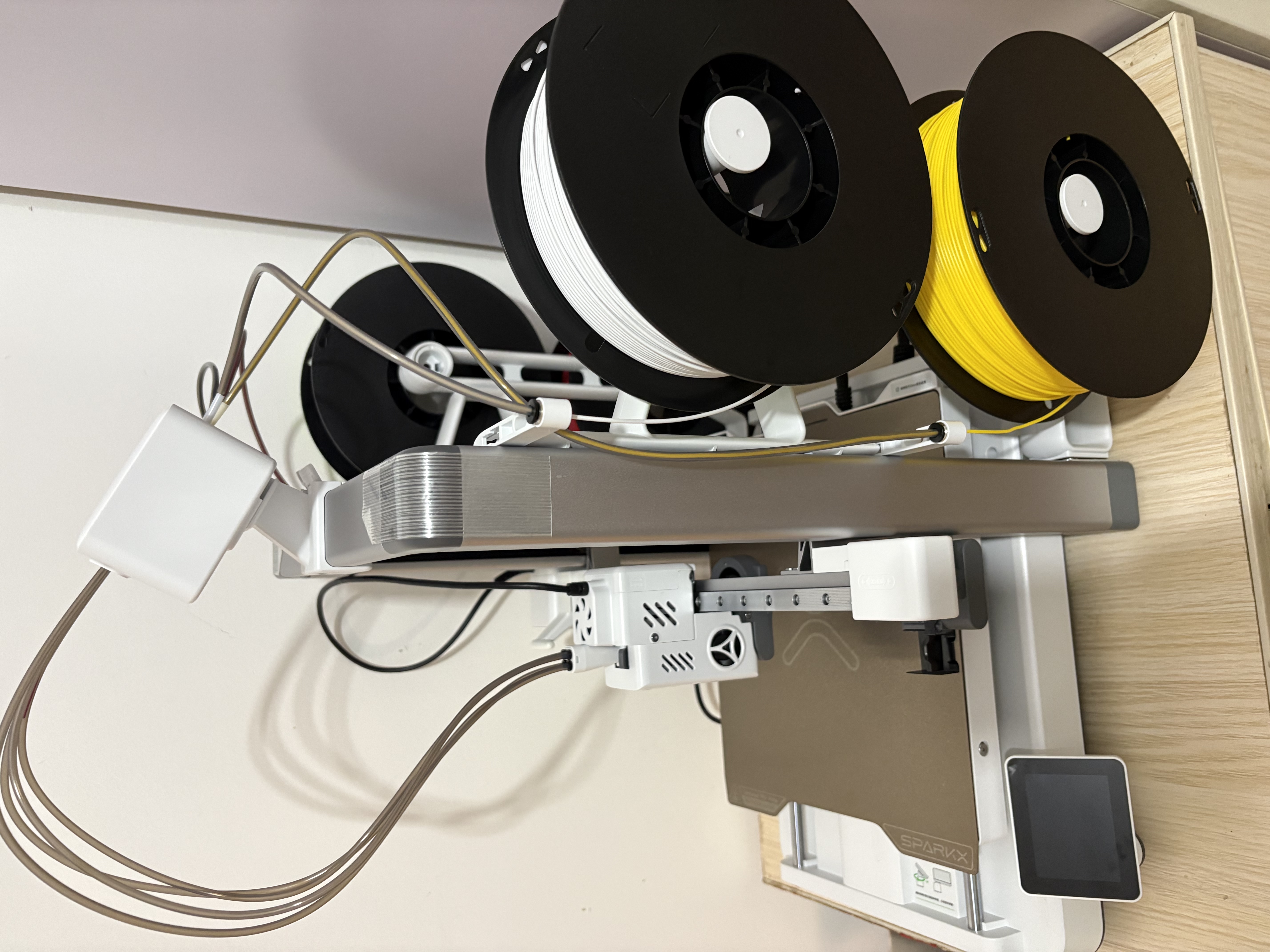 创想三维 i7 儿童3D打印机 学生新手入门 AI智能建模 海量模型库 亲子启蒙教育 一键打印 i7 Nano 轻量四色 一键打印 大陆版 实拍图