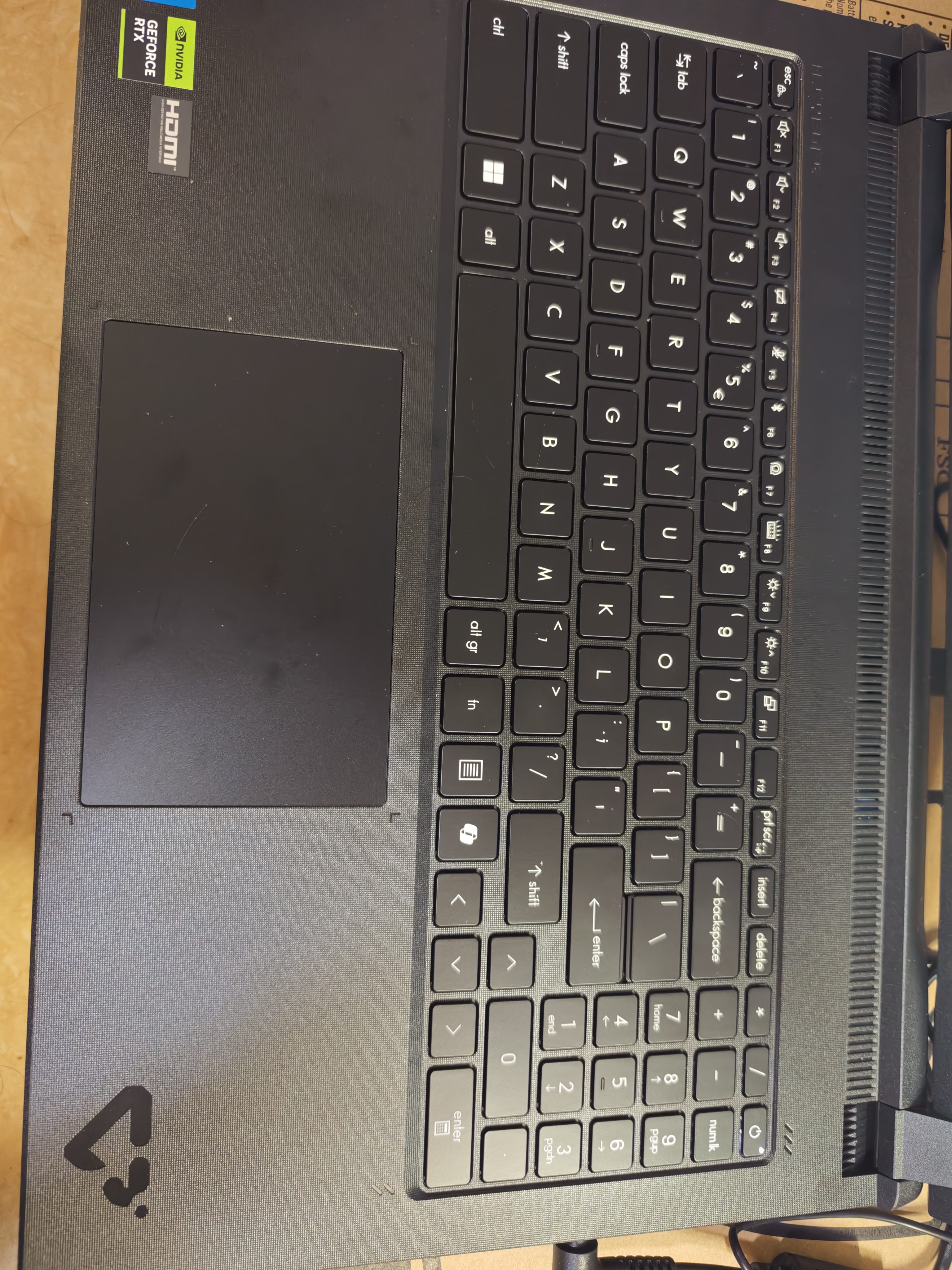 微星（MSI）补贴星影15 Max 轻薄游戏本RTX5060 酷睿7-240H 15.6英寸2.5K 165Hz大学生英特尔设计AI笔记本电脑 酷睿5-210H/RTX5050/15.6 1920*1 实拍图