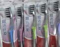高露洁（Colgate）牙刷软毛细毛护龈成人牙刷深层清洁1支独立包装随机 实拍图