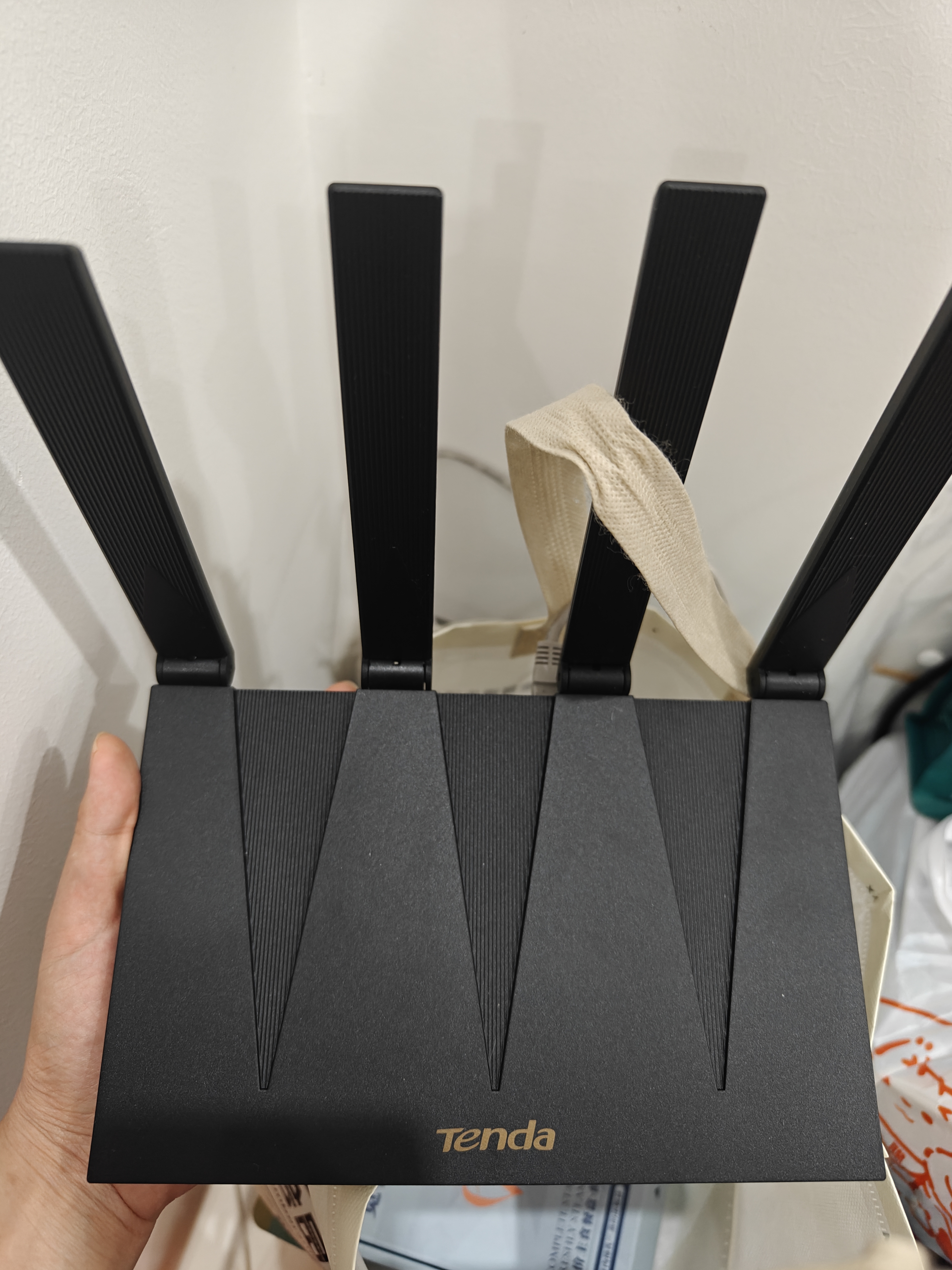 Tenda腾达路由器WiFi6+【泰山AX3000 Ultra】千兆穿墙王信号放大器增强无线家用甄选高配芯片AX12 Pro 实拍图