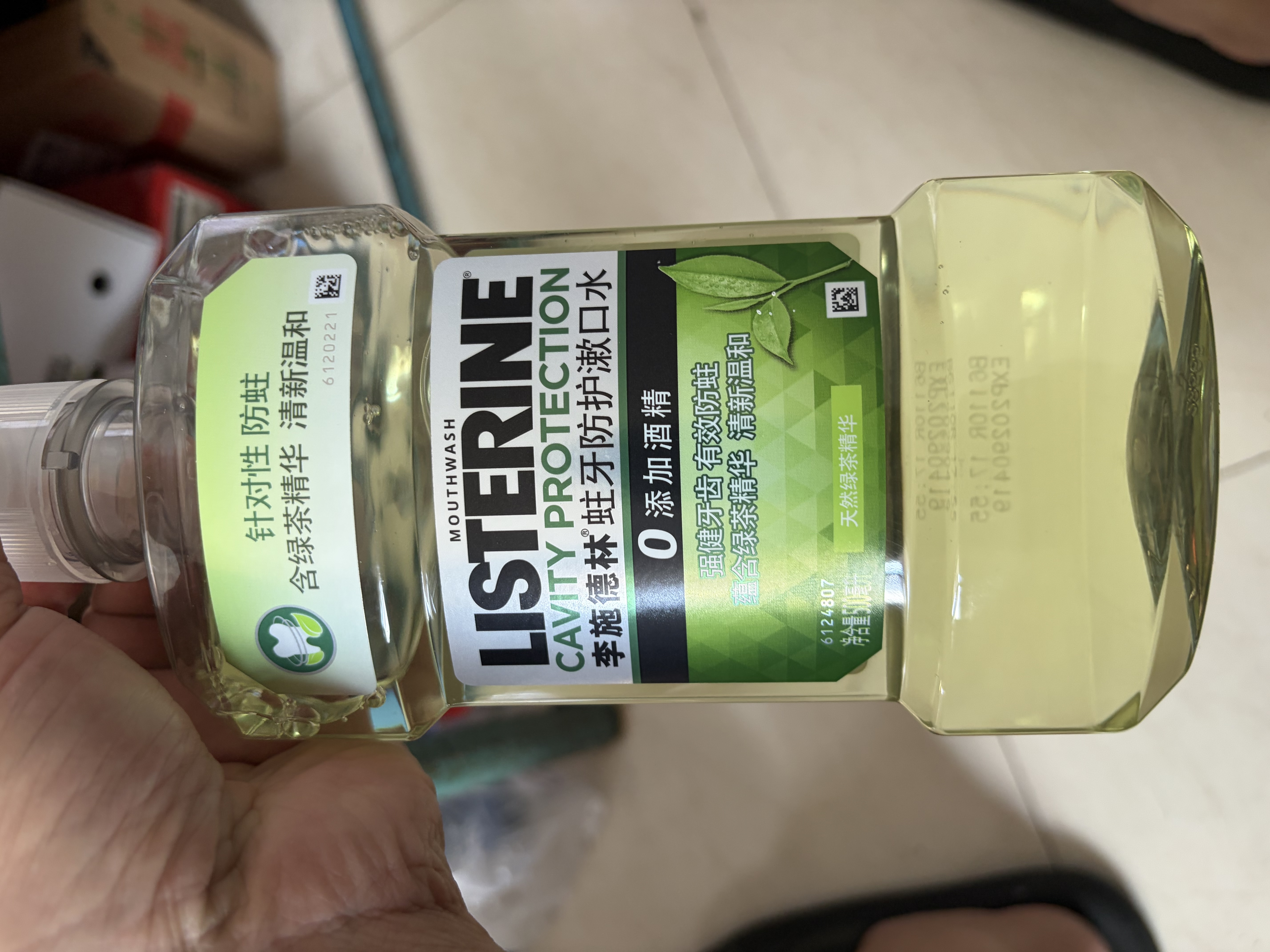 李施德林(Listerine) 漱口水 绿茶精华防蛀防护温和清新口气 500mL*3 实拍图