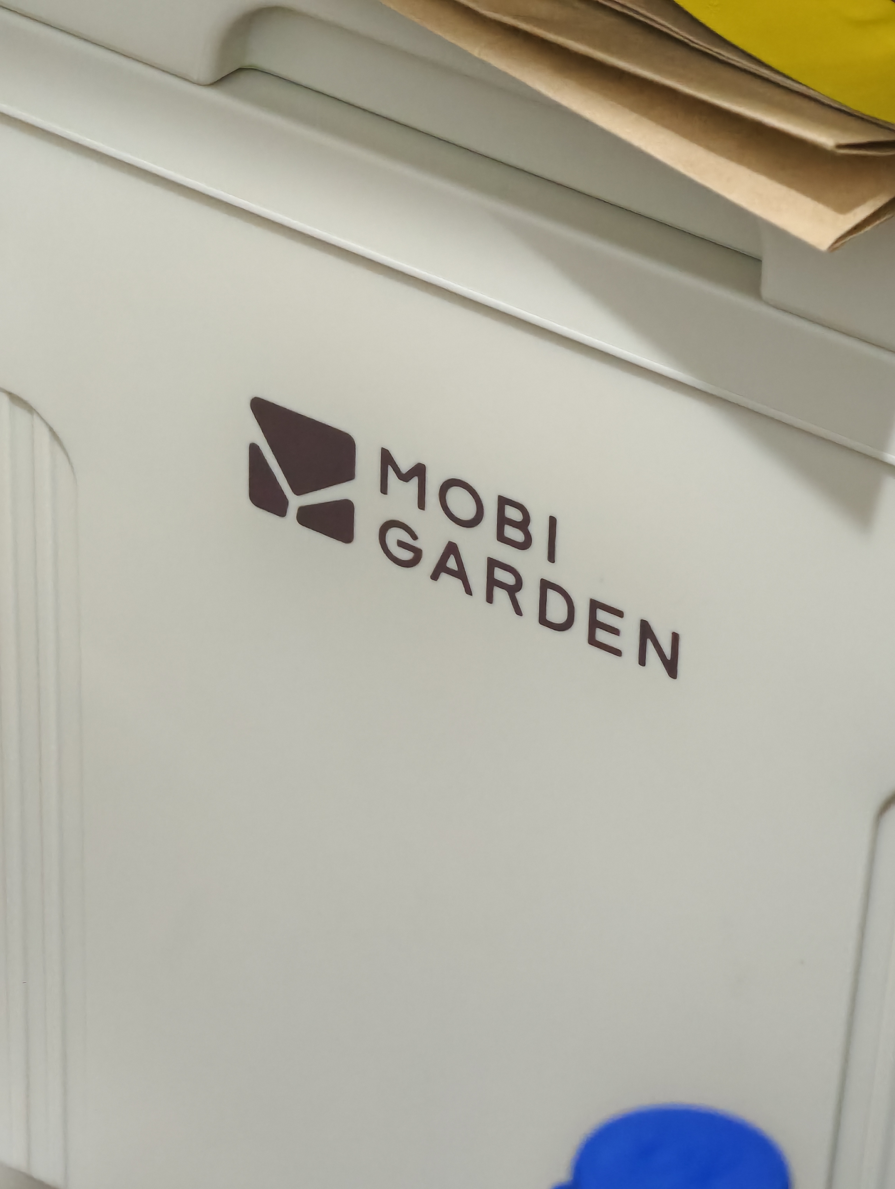 牧高笛（MOBIGARDEN）寒霜22L保温箱 户外露营大容量储物收纳保鲜箱 NX23684002 月影白 实拍图