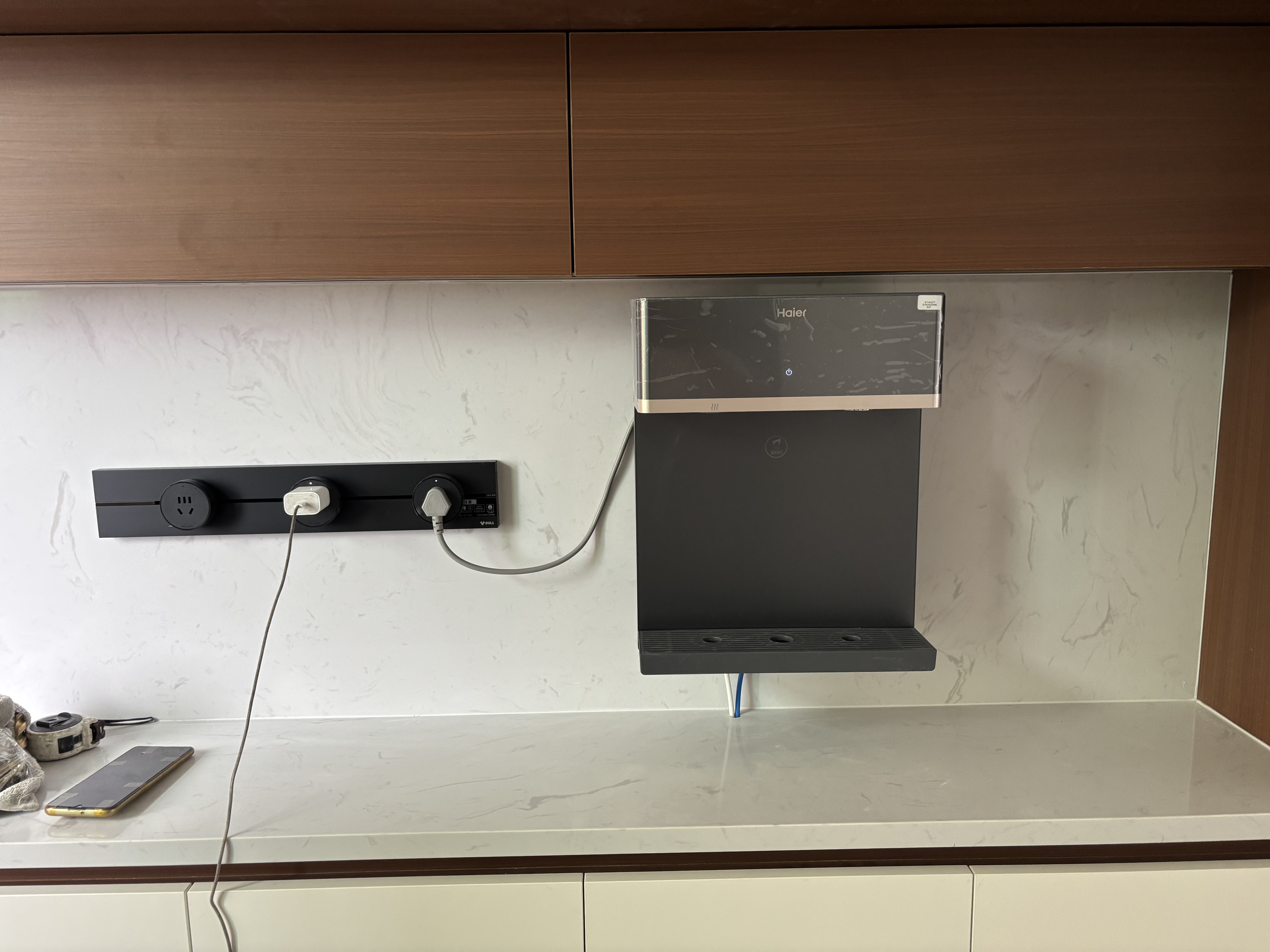 海尔（Haier）鲜活水管线机无水箱【升级自吸可接桶装水】家用直饮机100℃真沸腾UV杀菌饮水机冷热款HGDZ2572-U1 实拍图