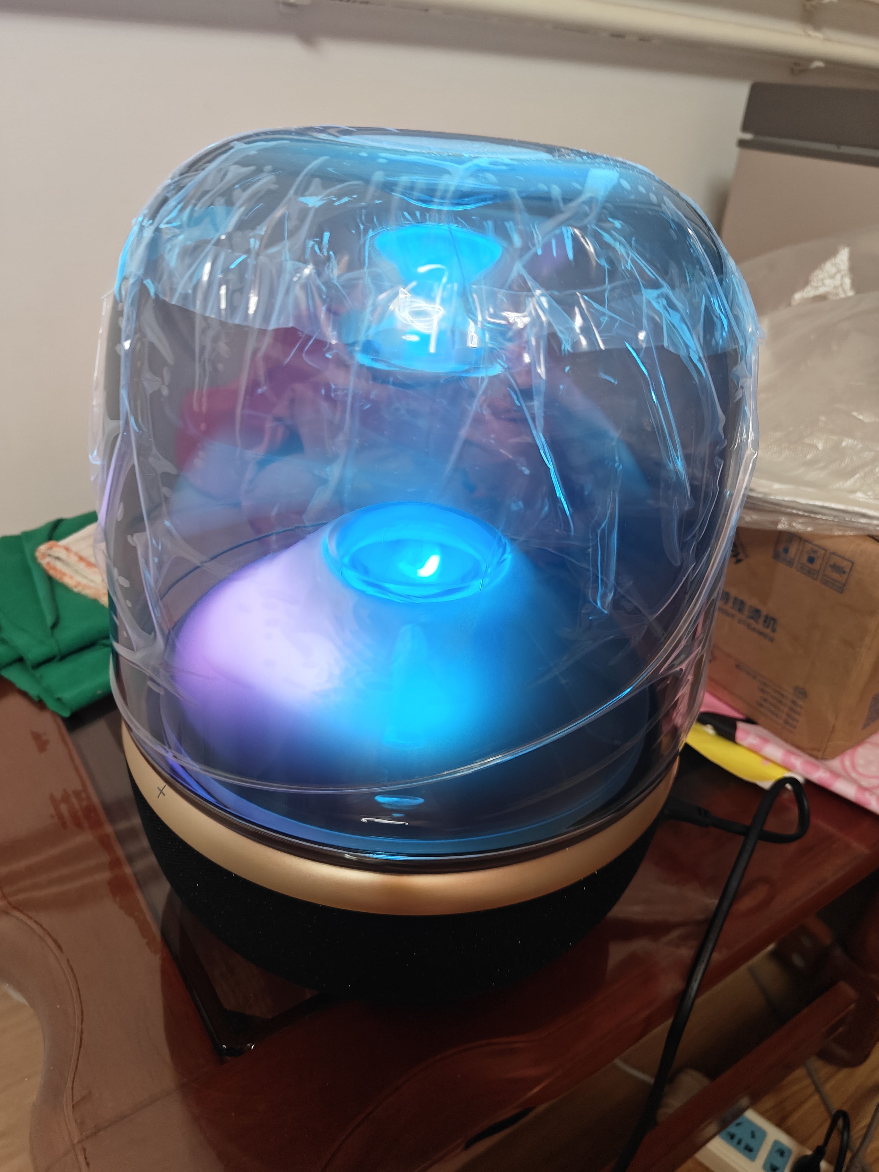 哈曼卡顿 【享10%补贴】音乐琉璃5代 黑金典藏版 蓝牙音箱 家用影院音响 居家艺术 开学礼物 AURA STUDIO5 实拍图