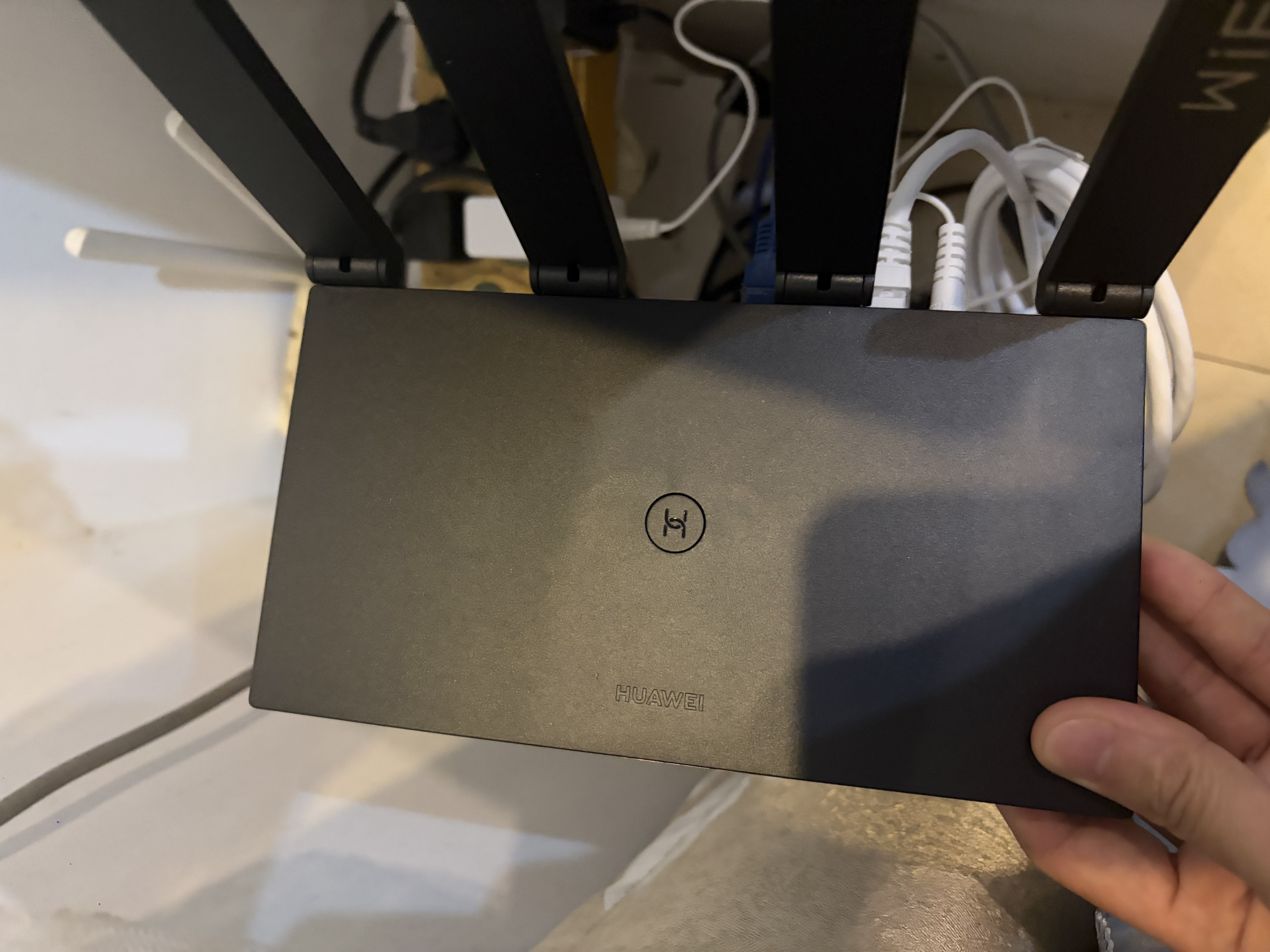 华为路由器全千兆WiFi6+家用无线5G双频穿墙王信号放大器增强器中继器长全屋漏油器 WiFi6千兆【无线1500M+6类千兆网线】 5G双频+手游加速+全千兆网口 晒单实拍图