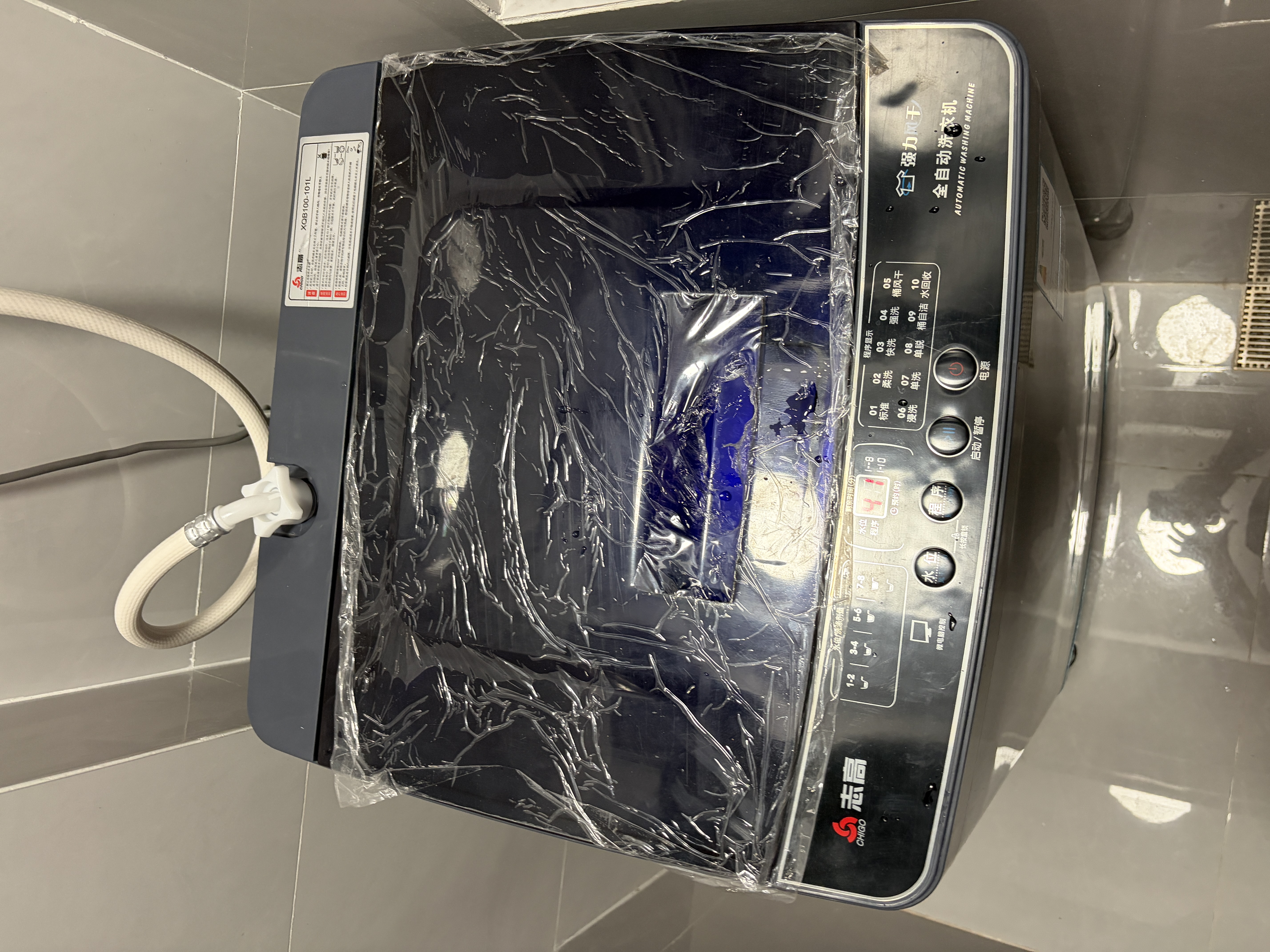 志高（CHIGO）全自动洗衣机 波轮宿舍迷你小型家用 【补贴15%】洗烘一体 智能洗脱一体机 大容量 风干 直排式 【10KG 升级加厚款】十大洗涤 蓝光洁净 波轮 实拍图