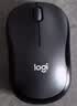 罗技（Logitech）M220 轻音鼠标 无线鼠标 办公鼠标 对称鼠标 带无线微型接收器 灰黑色 实拍图