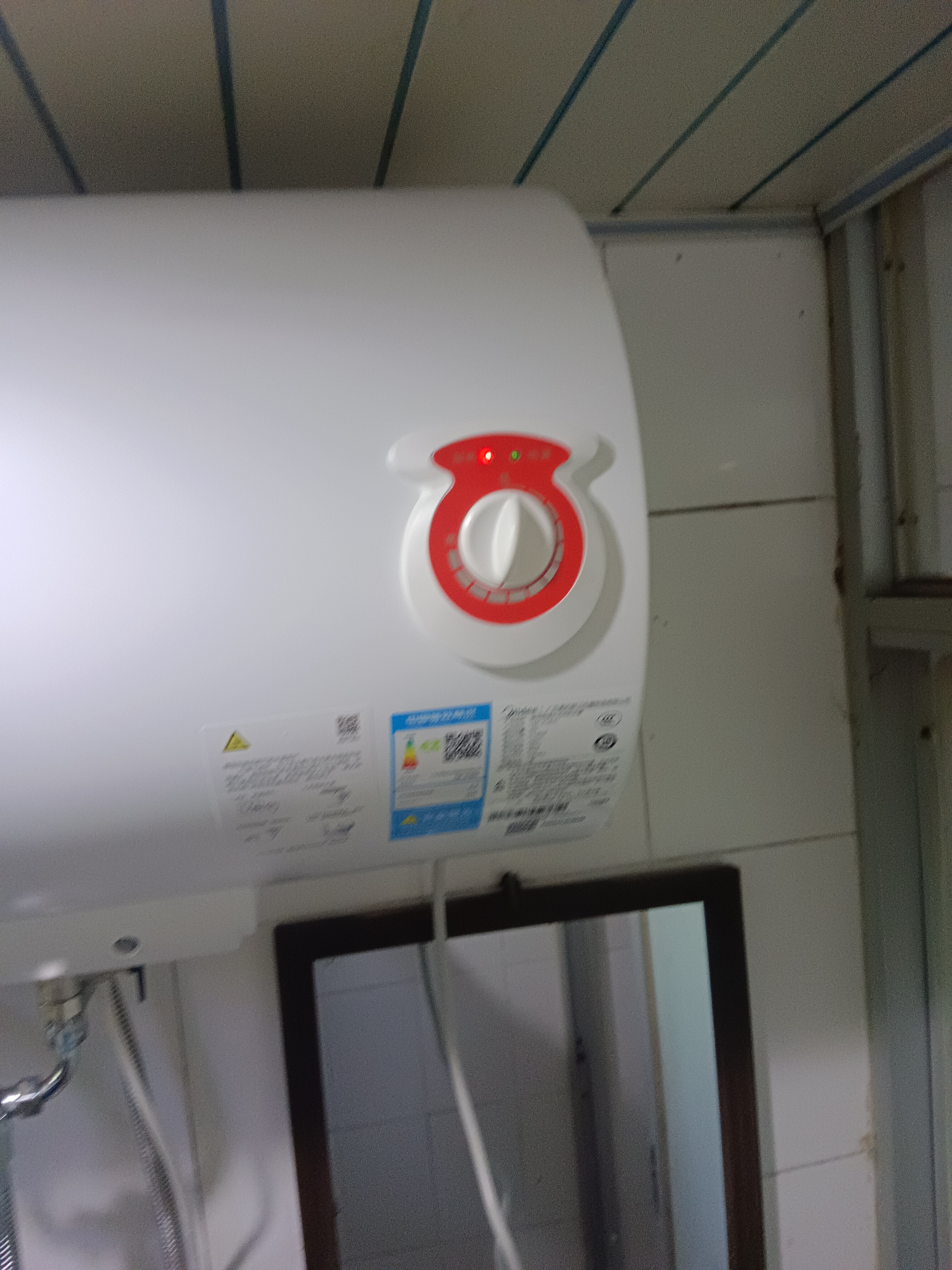 美的（Midea）60升电热水器2100W节能省电速热出租屋双重杀菌加长防电墙F60-21WA1 实拍图