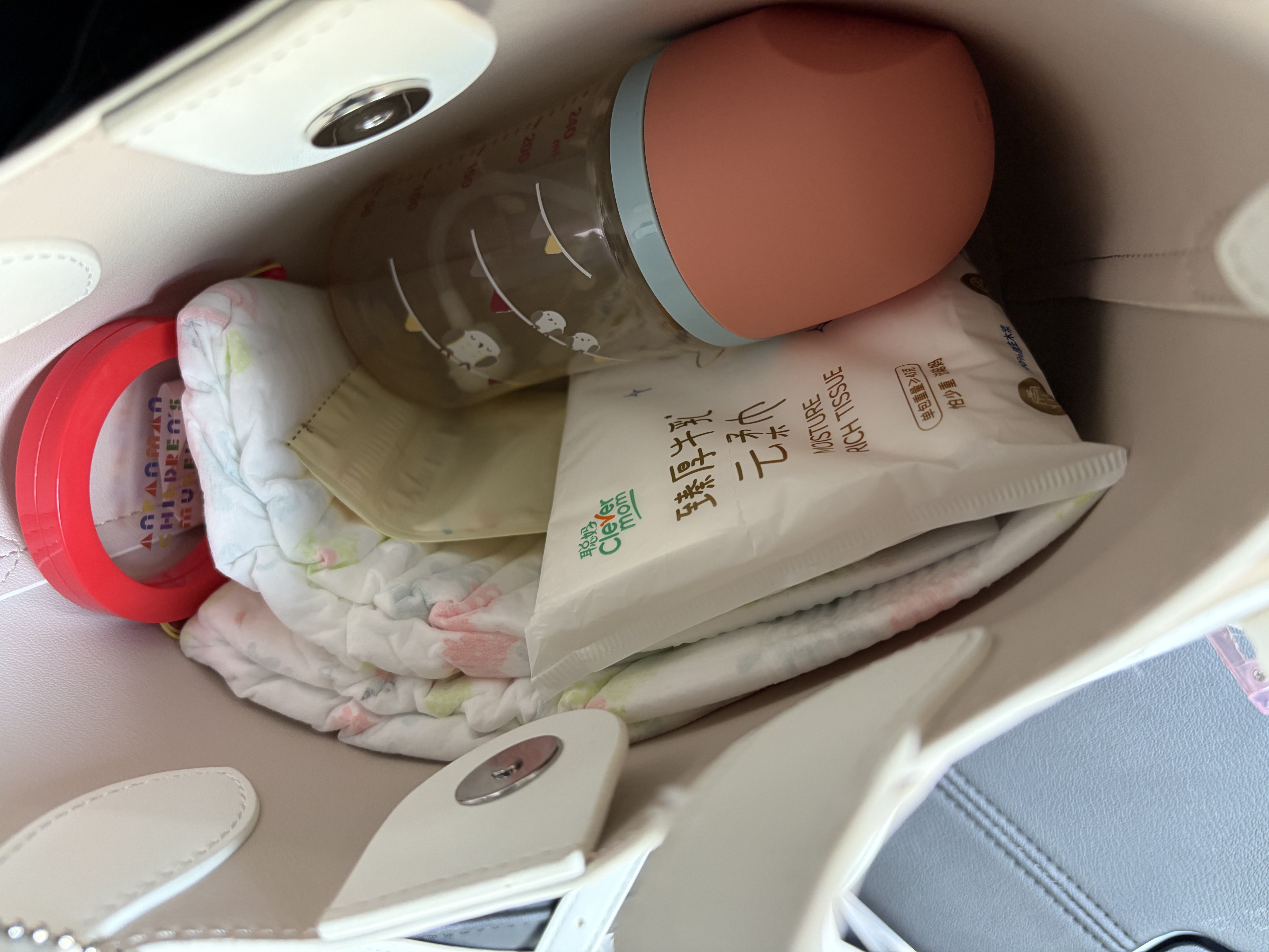 贝亲（Pigeon）PPSU双把手防胀气奶瓶240ml 猫头鹰 L号奶嘴 6月+ AA221 实拍图