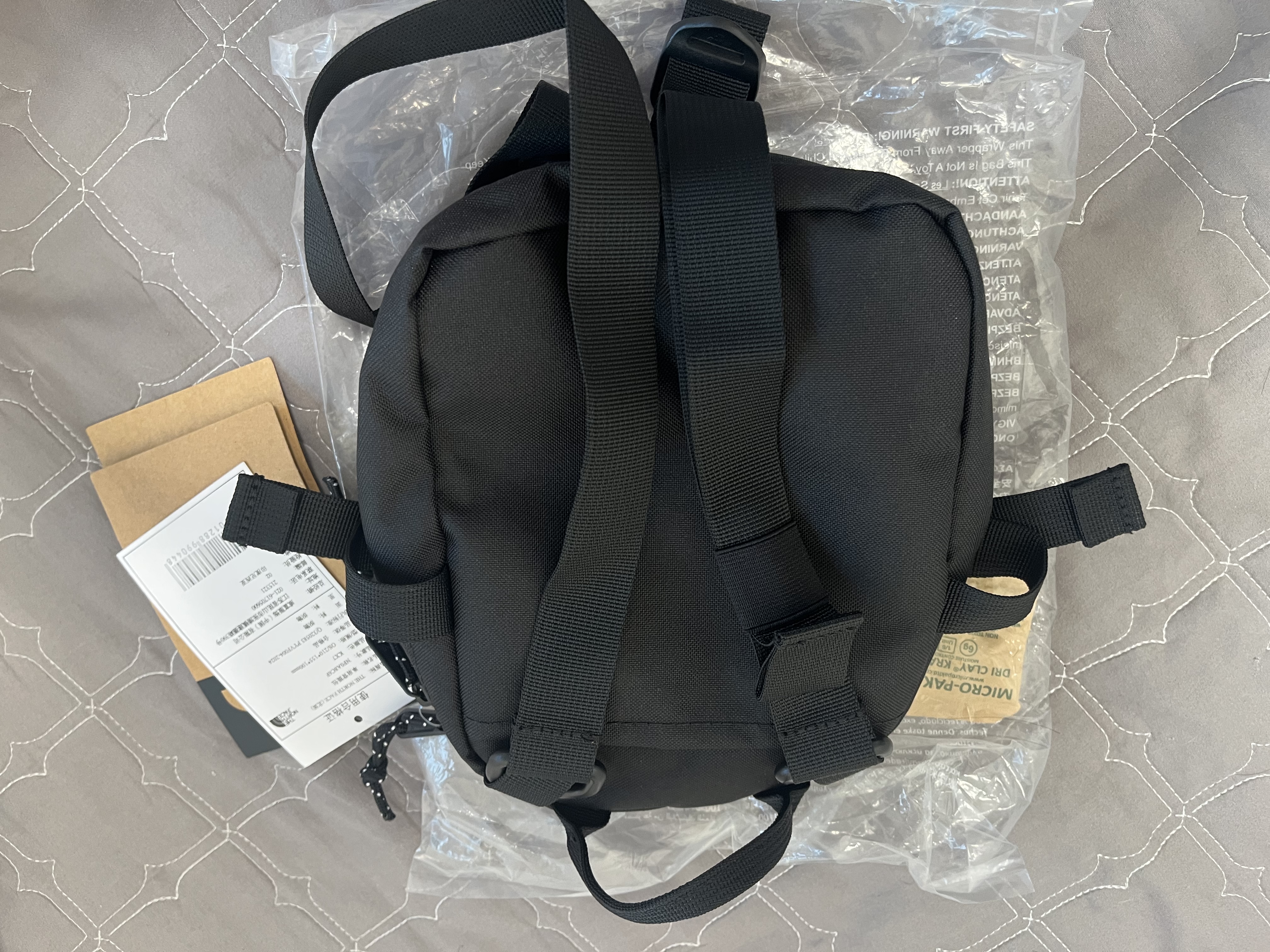 北面单肩包男女通用户外休闲轻巧便携运动背包8C6F 实拍图