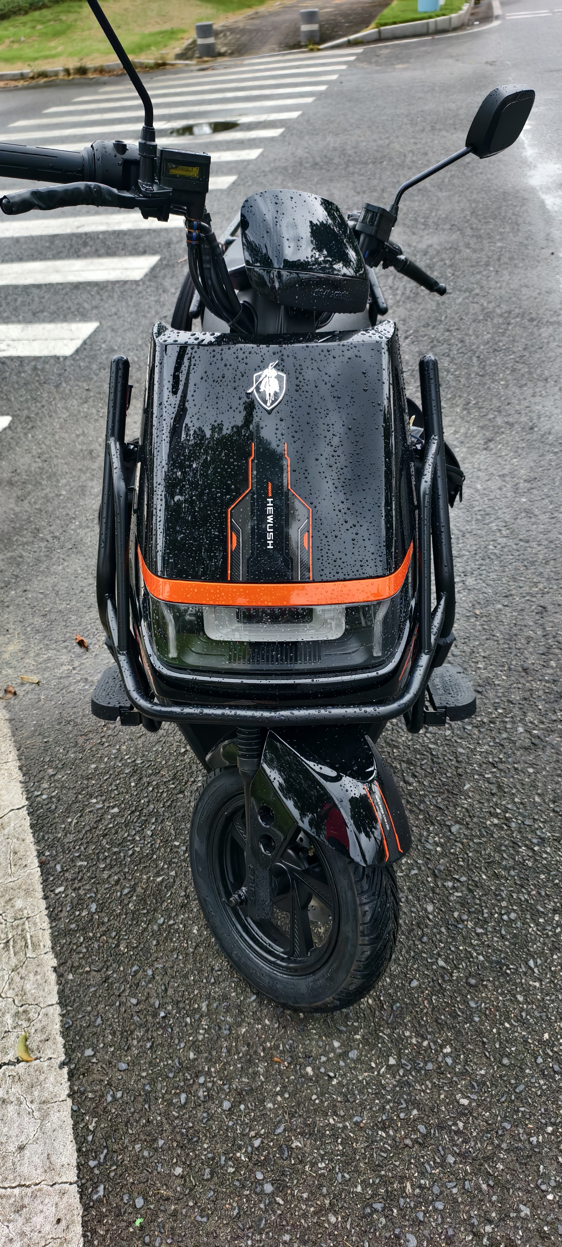 赛鸽电动摩托车黑武士T160/M160【限时补贴】2500W大功率高速外卖电动车长续航电摩【仅车架】换电版 实拍图