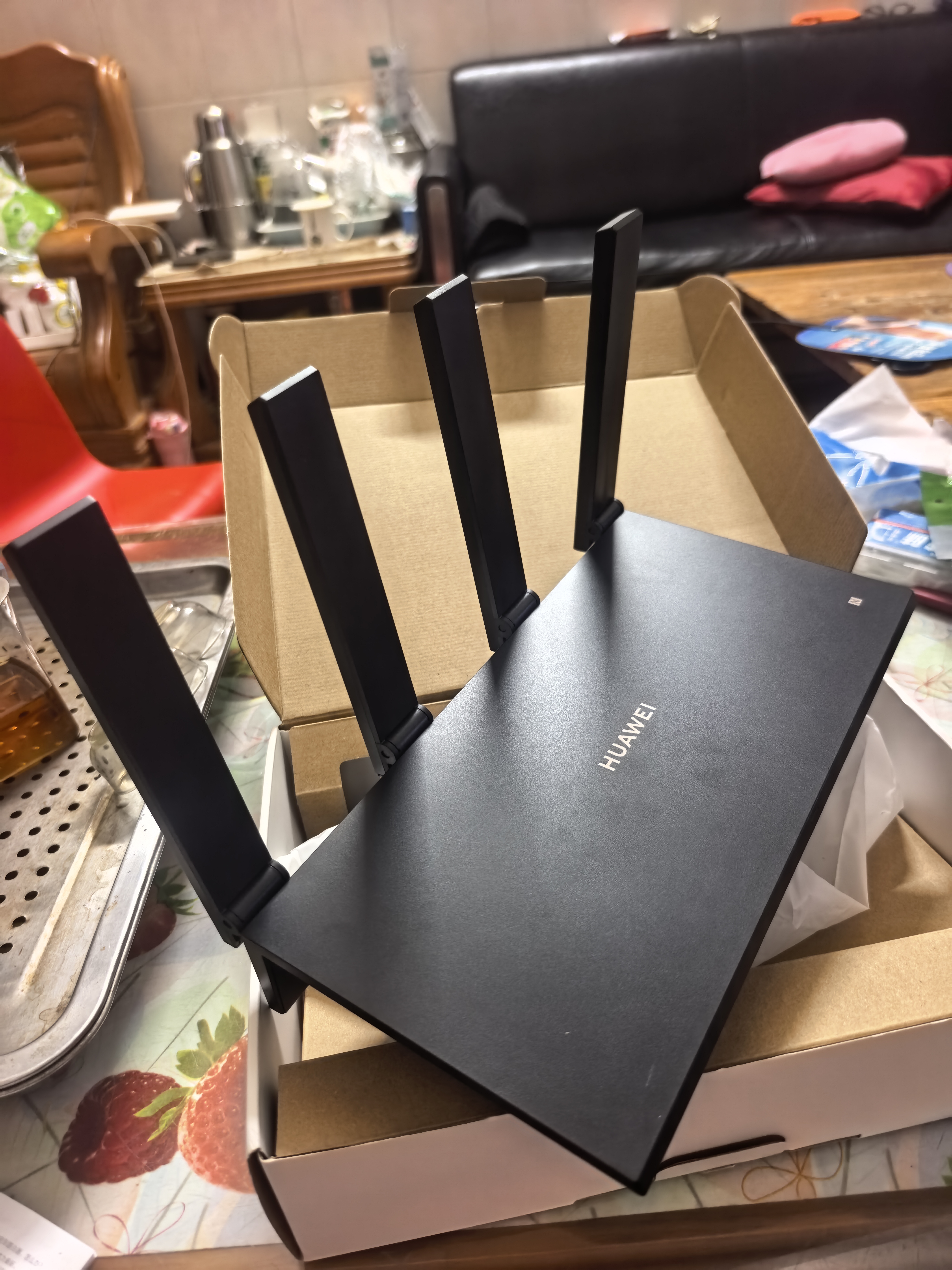 华为路由AX6 new 黑色  Wi-Fi6+ 7200Mbps 千兆路由器 家用高速全屋覆盖大户型 wifi穿墙王 实拍图