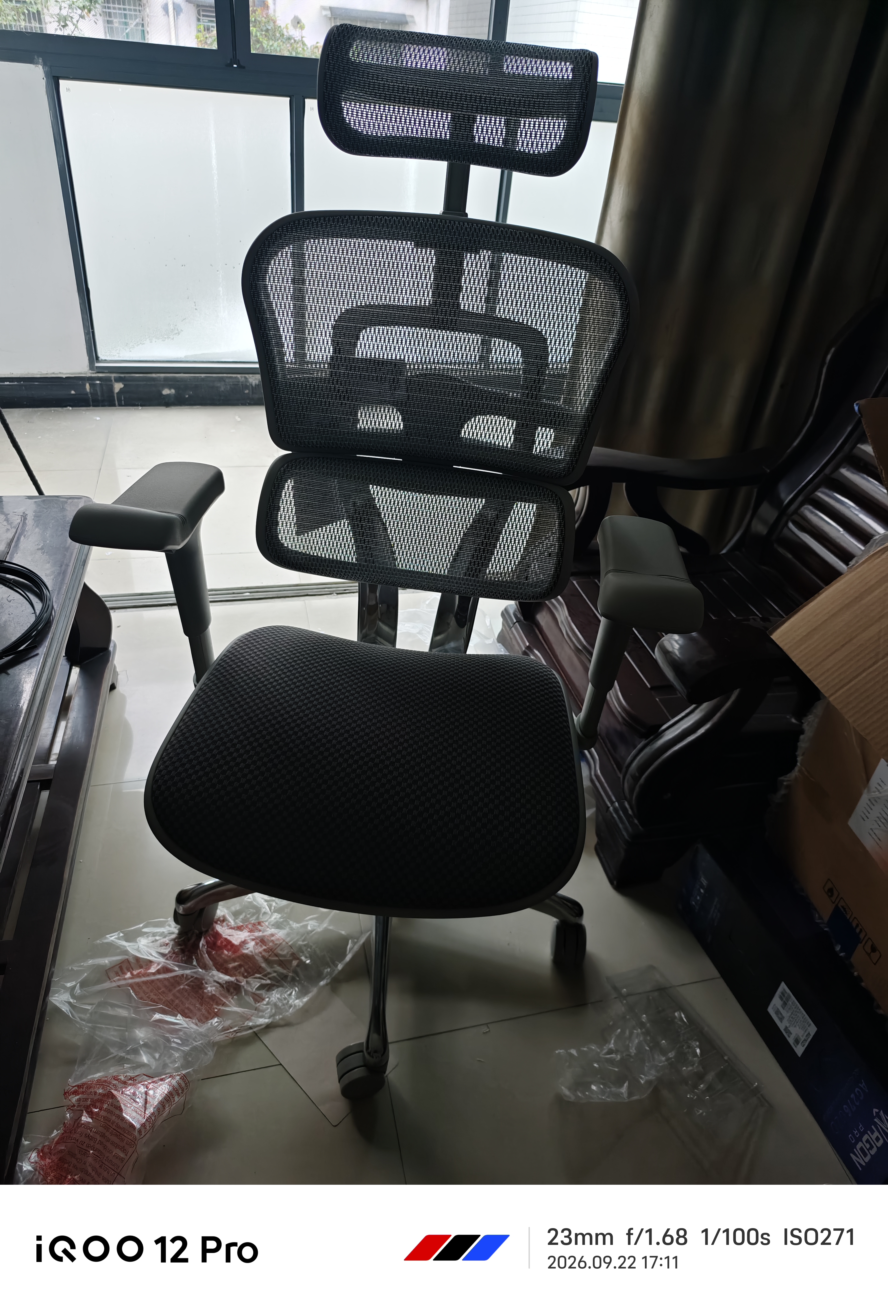 Ergonor保友金豪b雄鹰/悦动 人体工学椅电脑椅 电竞椅办公椅子可躺老板椅 银白(云感科技坐垫) 实拍图
