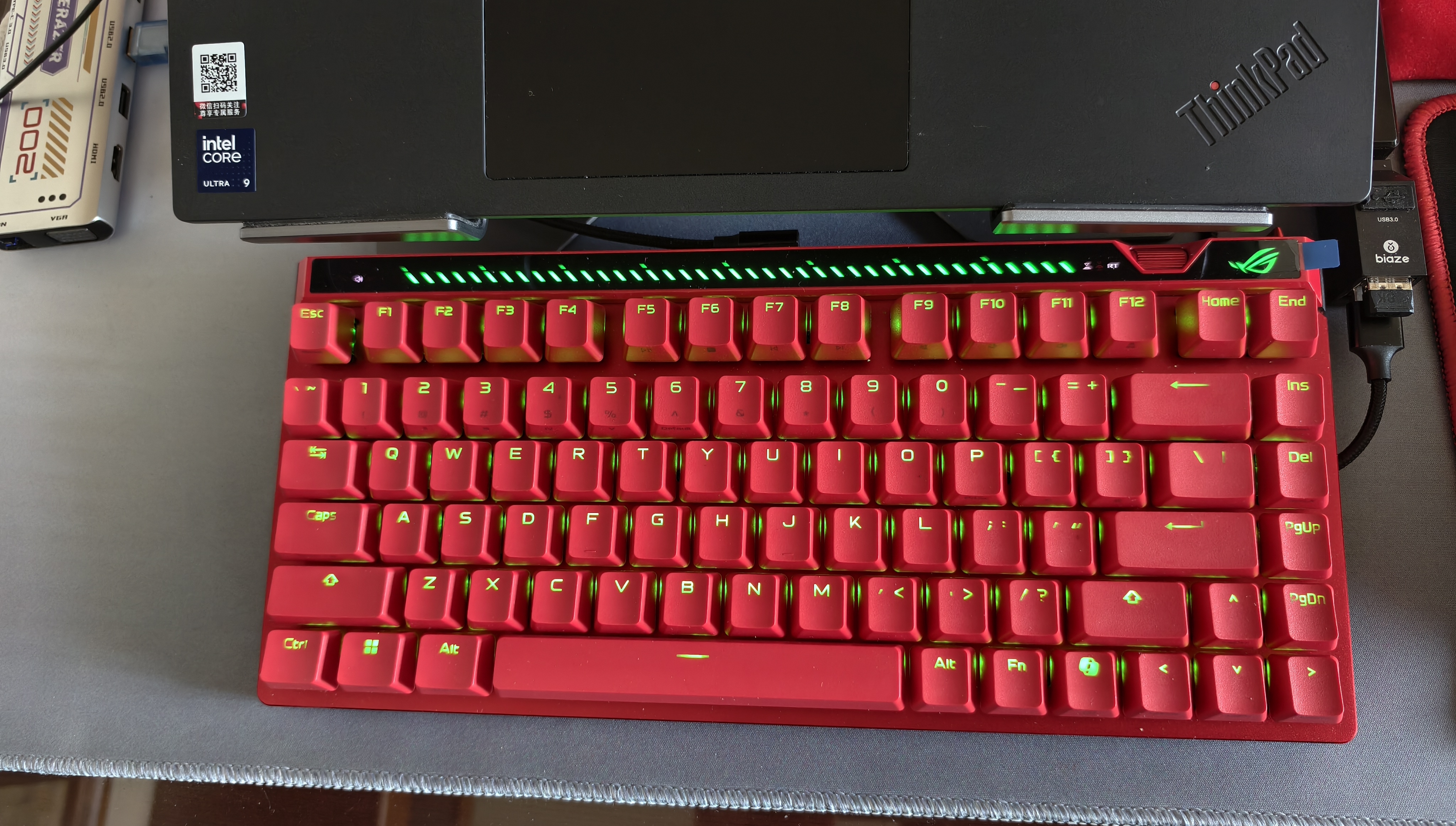 ROG魔导士Ace75HEV2X熔岩红+龙鳞2Extreme 20周年版 实拍图