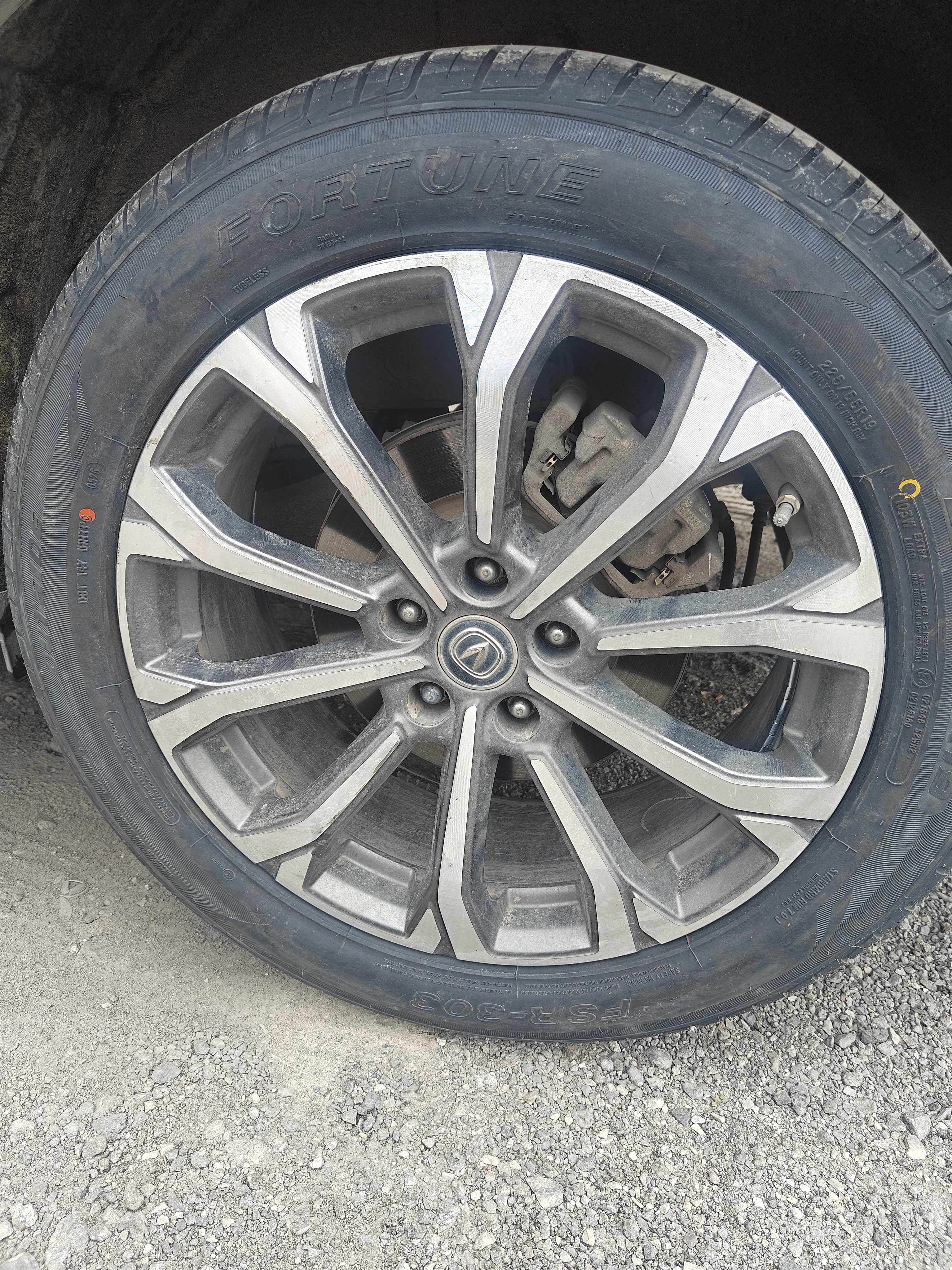 富神（FORTUNE） 汽车轮胎 225/55R19 103W FSR 303 CS75/哈弗H6/静音舒适 实拍图