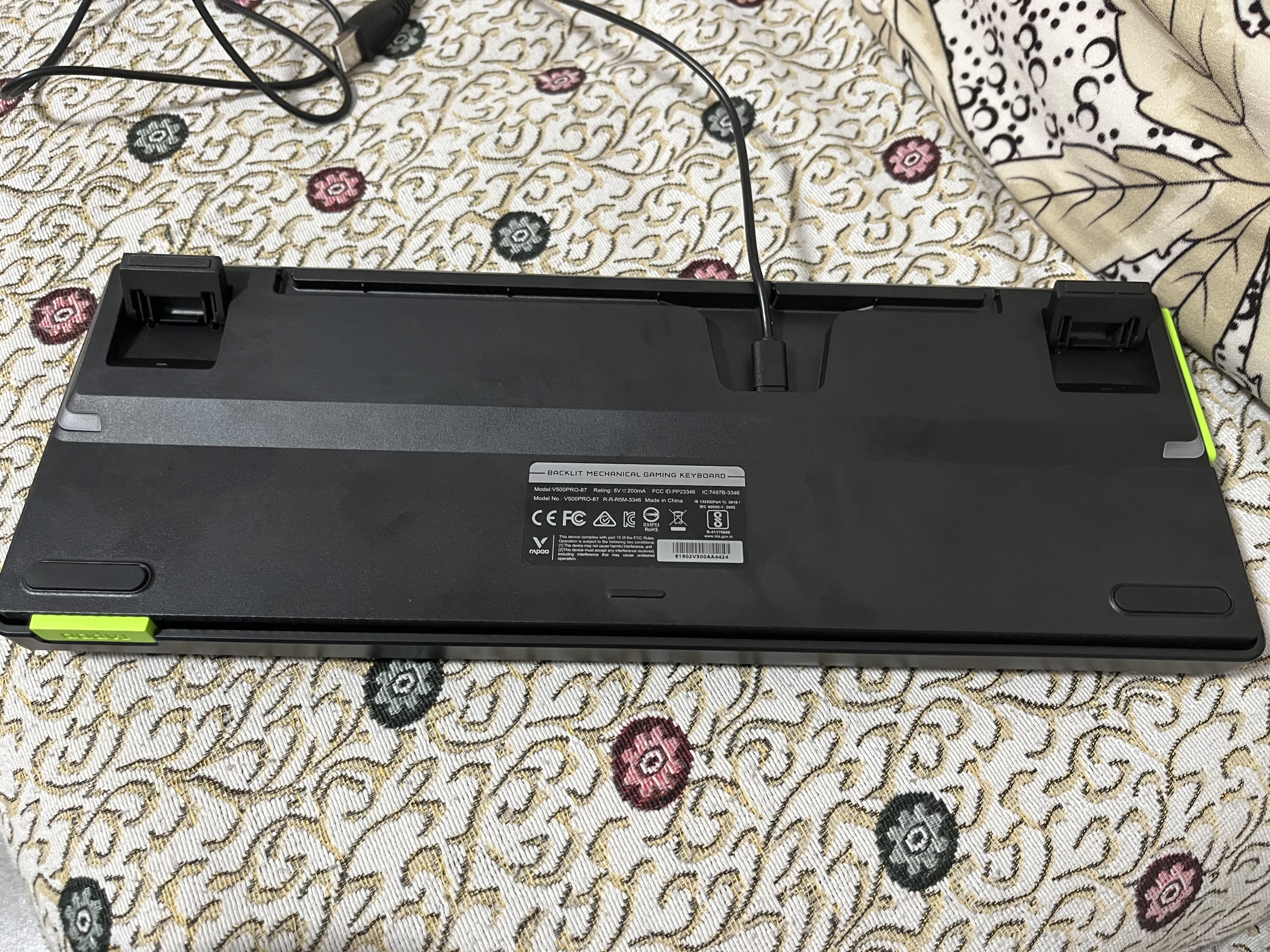 雷柏（Rapoo）V500PRO-87升级款 87键有线背光机械键盘 游戏电竞笔记本电脑办公吃鸡全键无冲可编程键盘 红轴 实拍图