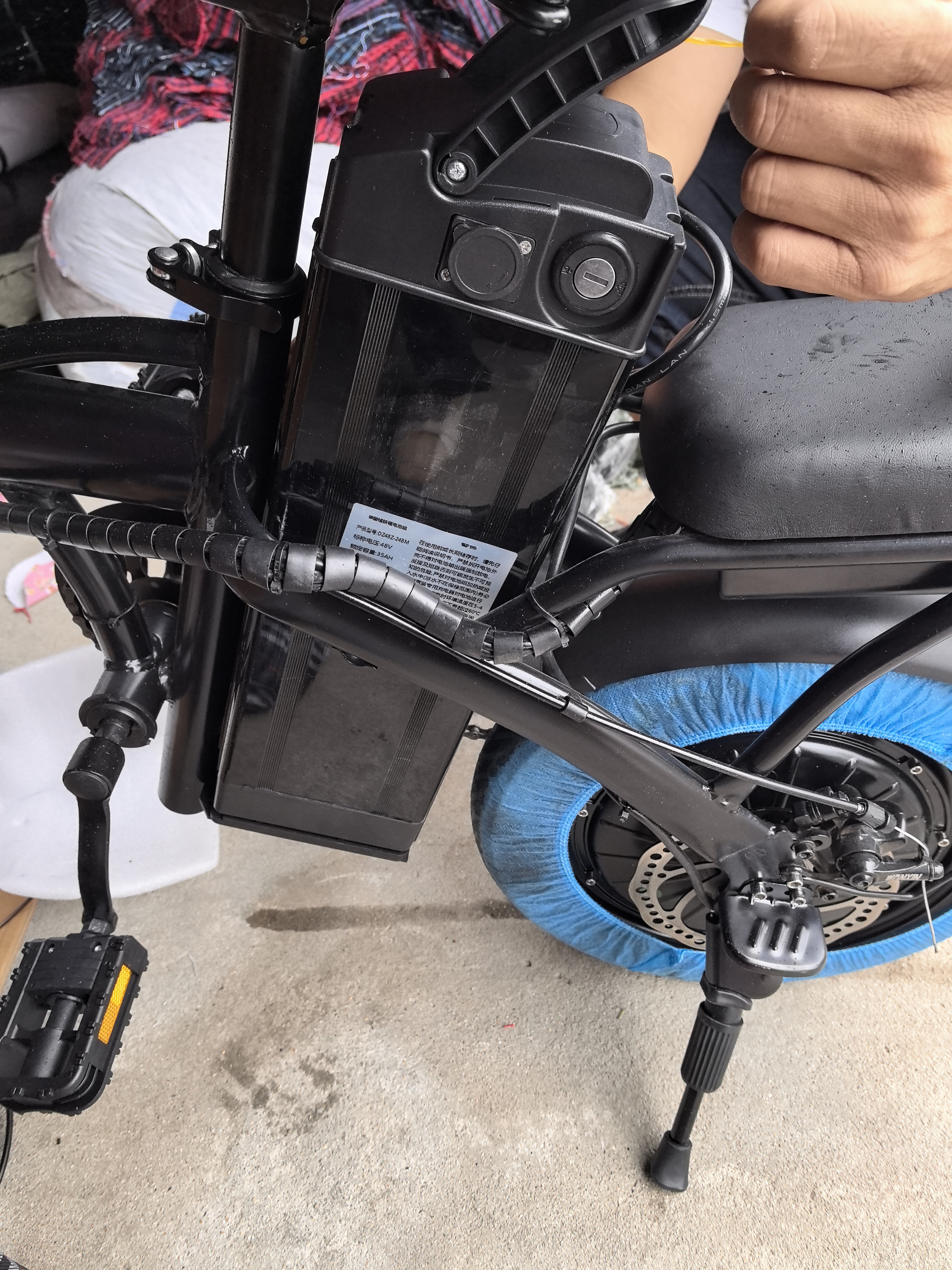 领航者小牛折叠电动车代驾专用超长续航新国标自行车成人小型电瓶单车锂电池 豪华版-8重减震-35A-纯电续航约105KM 实拍图