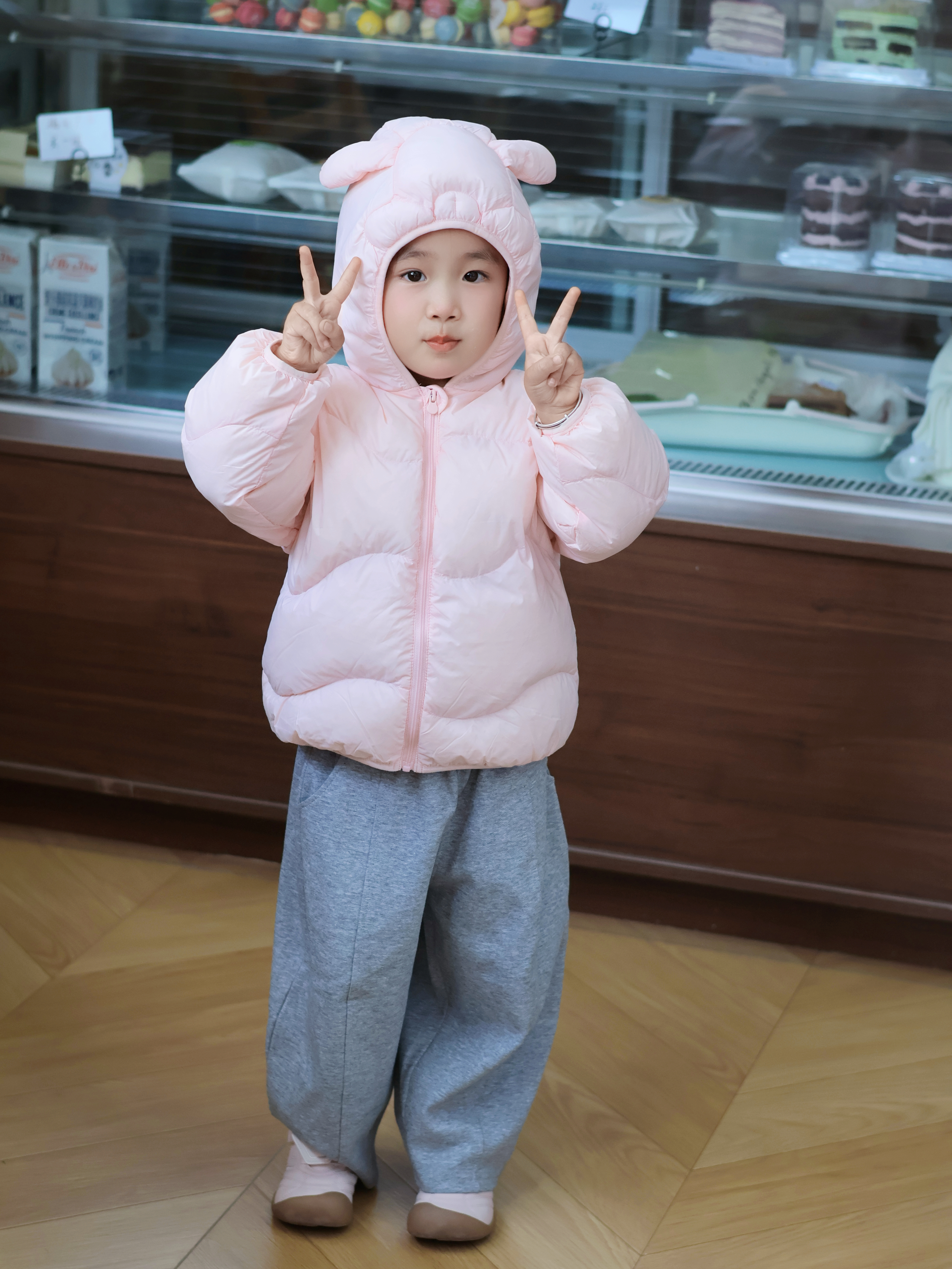 巴拉巴拉童装儿童羽绒服男童2026新款保暖女童外套宝宝婴儿上衣轻薄连帽萌 蜜桃软萌小兔-白鸭绒 适穿温度0-15℃ 100 充绒量39g 实拍图