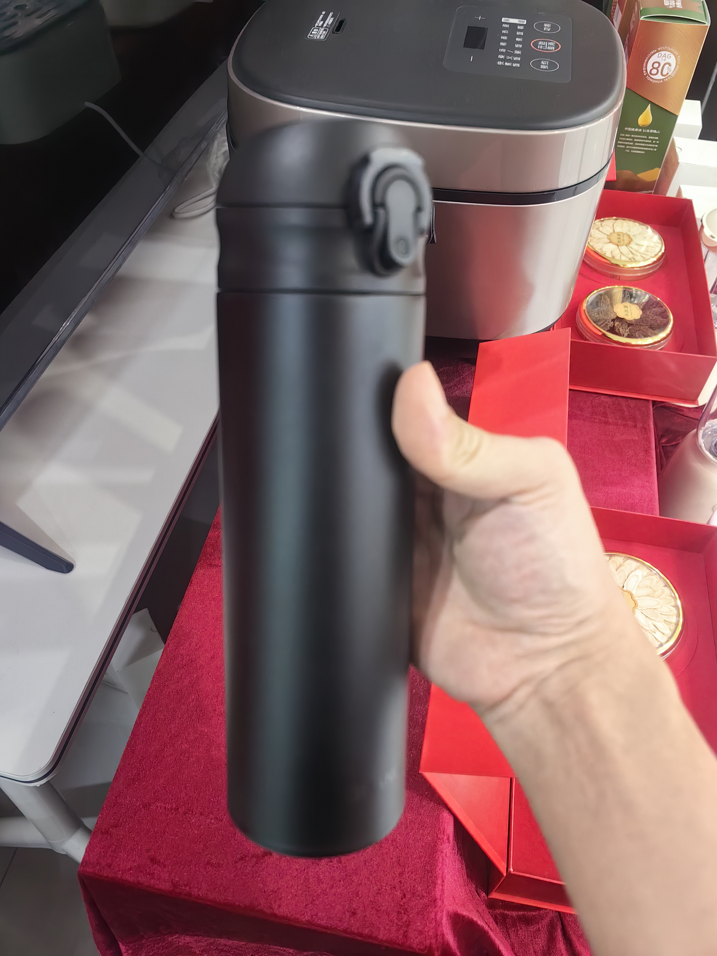 富光保温杯大容量轻量水杯男女学生316L不锈钢车载弹盖杯年货礼品定制 绅士黑【316不锈钢+滤网】500ml 实拍图