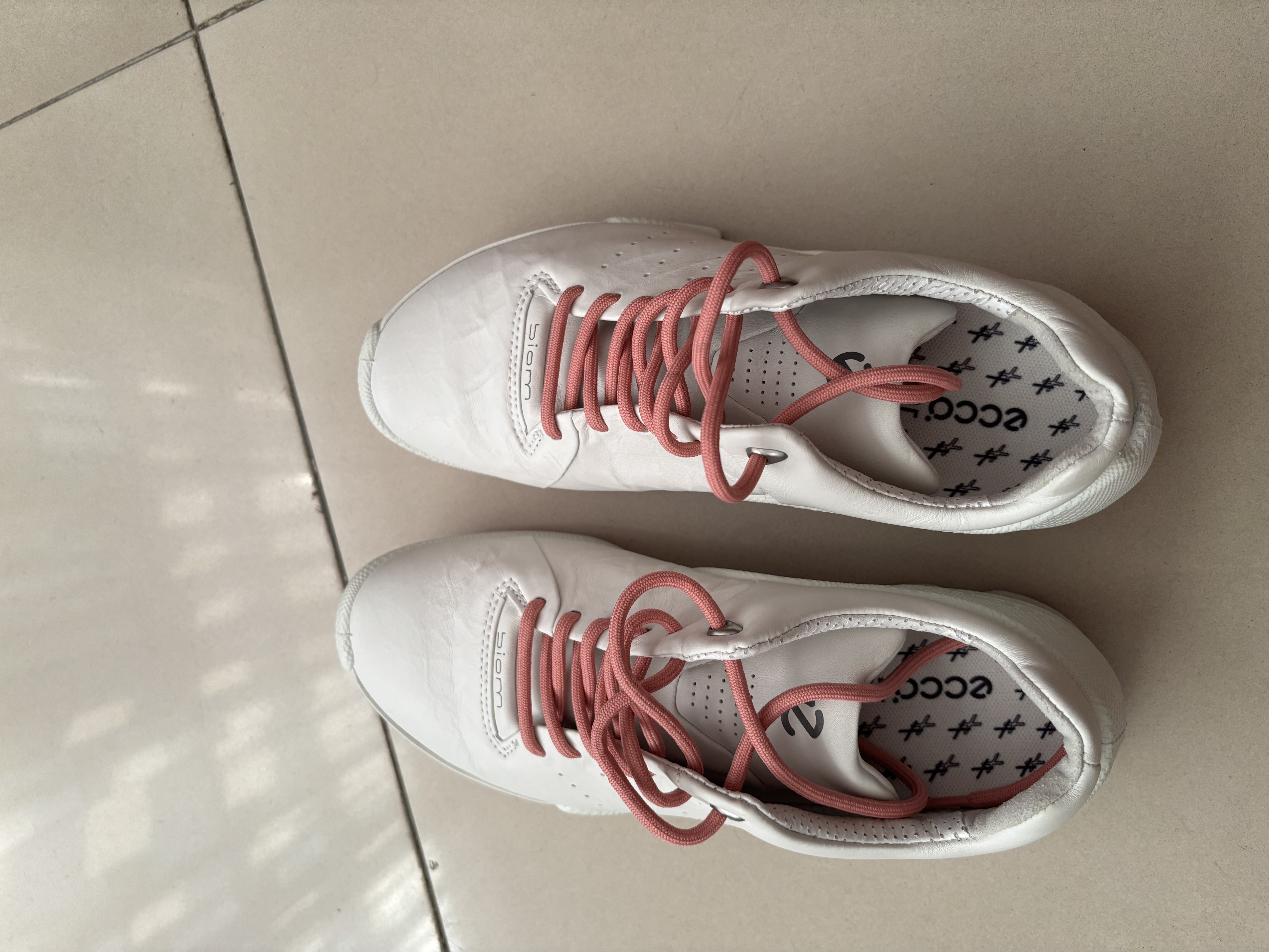 爱步（ECCO）BIOM C户外运动鞋 登山鞋牛皮老爹鞋女鞋运动鞋 白色/玫红色80046361234 38 实拍图