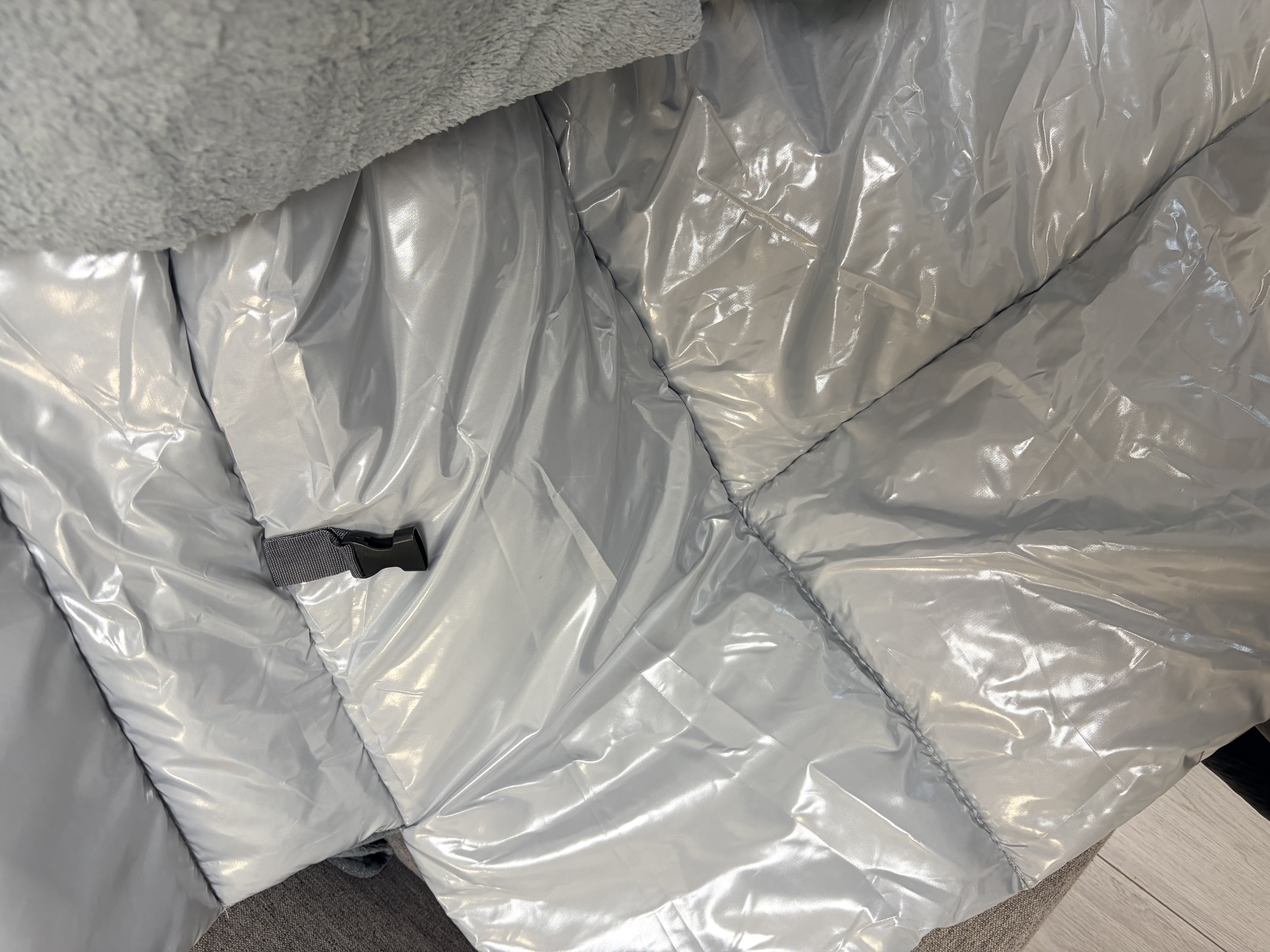 亿创梦洁电动车挡风被冬季加厚防寒电瓶车摩托车保暖防雨防水防风2026新款 新升级灰色【TPU钢化膜款】盖腿+护肩+围脖 实拍图