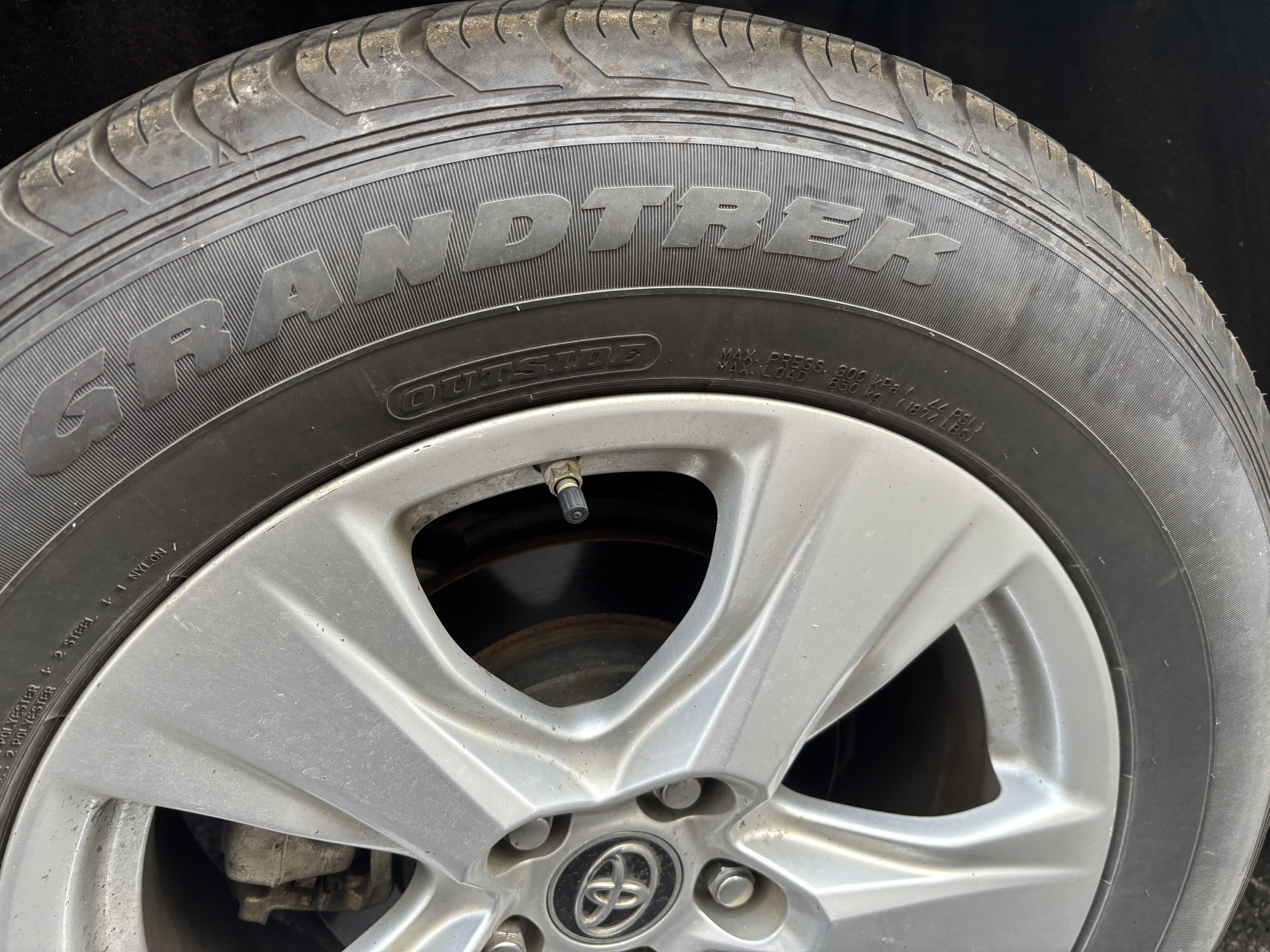 邓禄普（DUNLOP）汽车轮胎 225/65R17 102T GRANDTREK ST30 原配本田CRV 实拍图