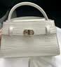 CHARLES&KEITH鳄鱼纹凯莉包手提斜挎婚包包女包生日礼物送女友CK2-50270880-1 Ivory象牙色 S 实拍图