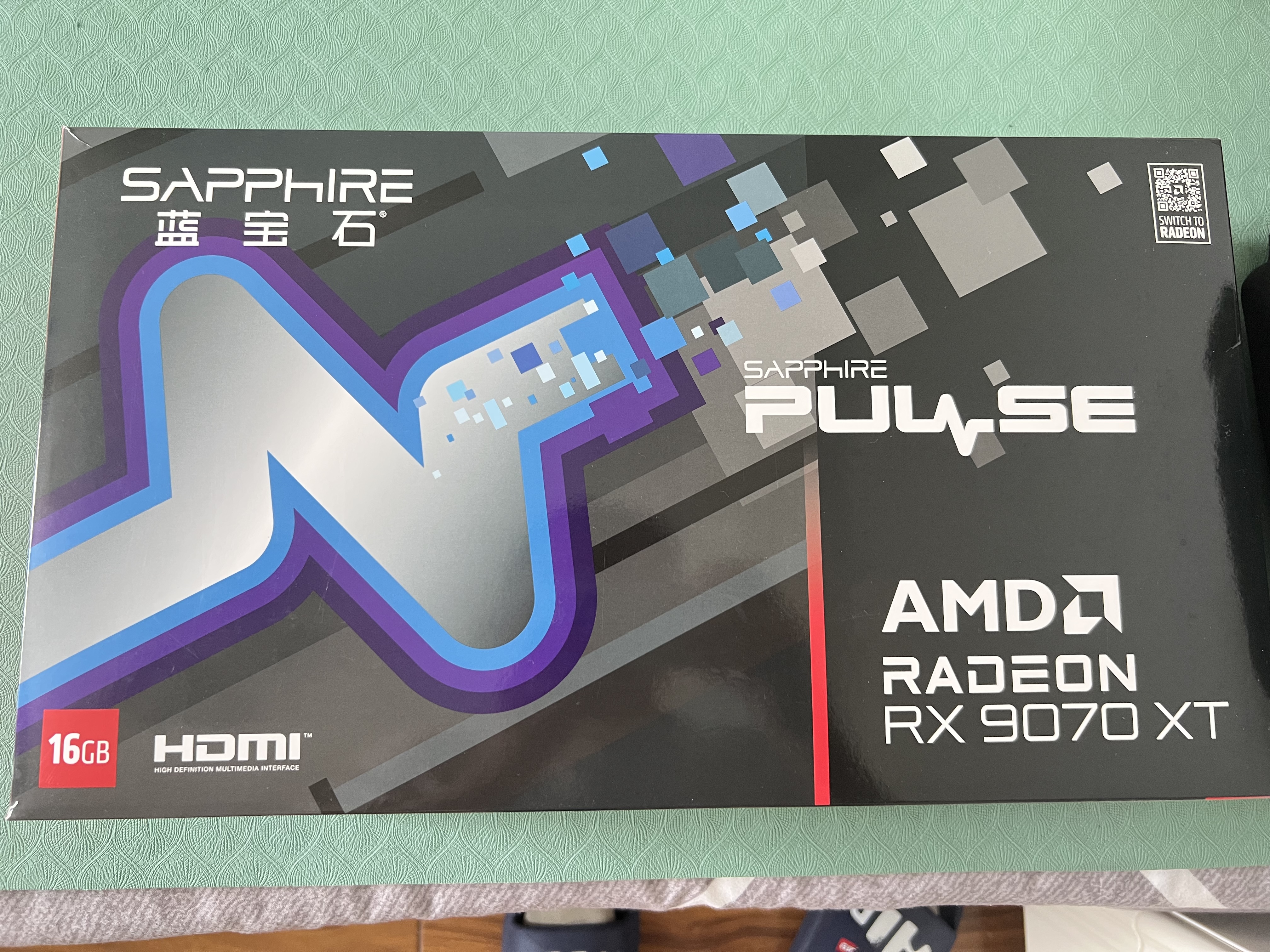 蓝宝石（Sapphire）AMD Radeon RX 9070 XT 16GB GDDR6 METAL 合金脉动 AI人工智能 电竞游戏独立显卡 学生 实拍图