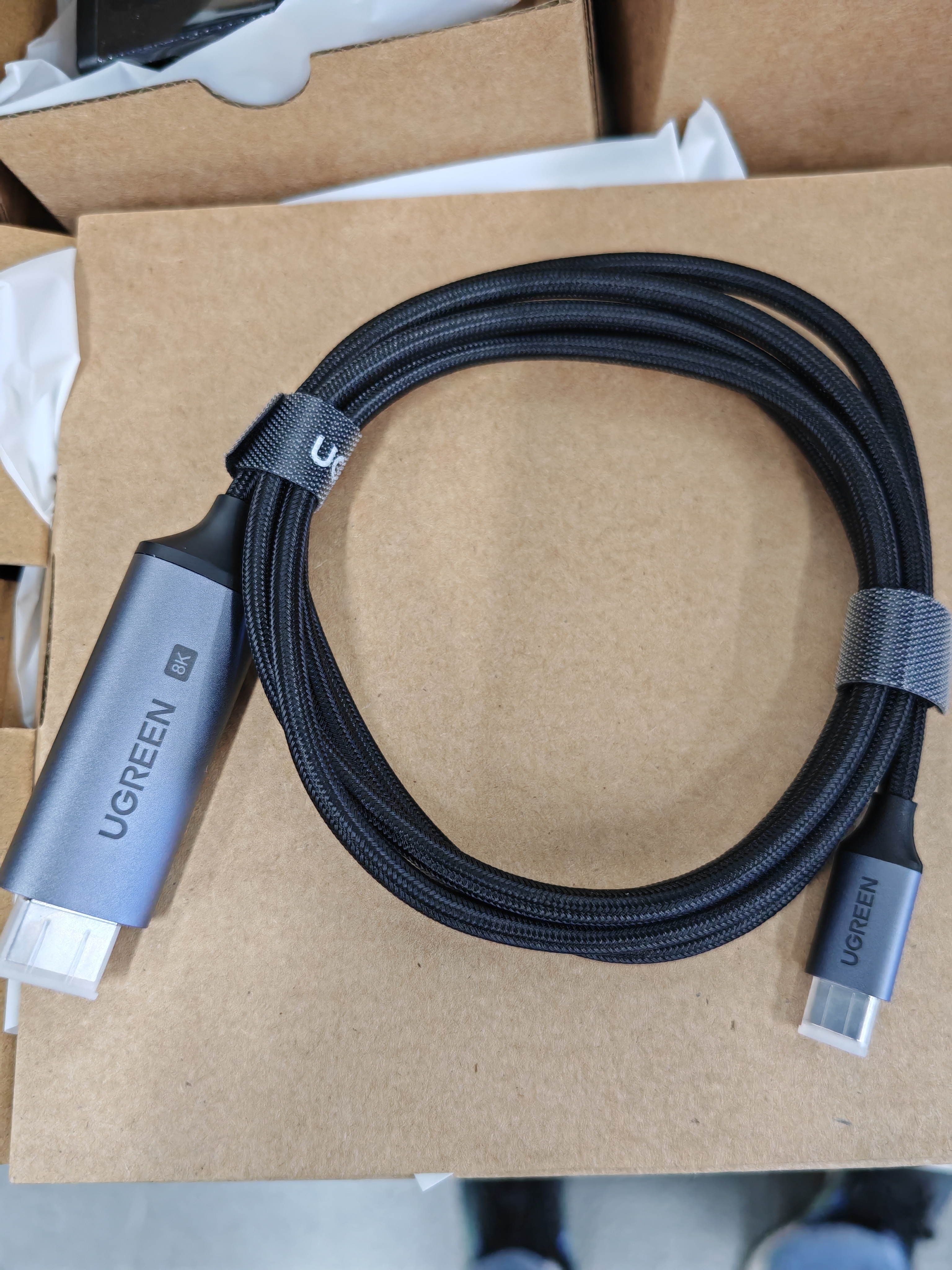 绿联Type-C转HDMI2.1线USBC转接线适用雷电5转换器8K60/4K240Hz苹果M6笔记本手机投屏接显示器电视1.5m 实拍图