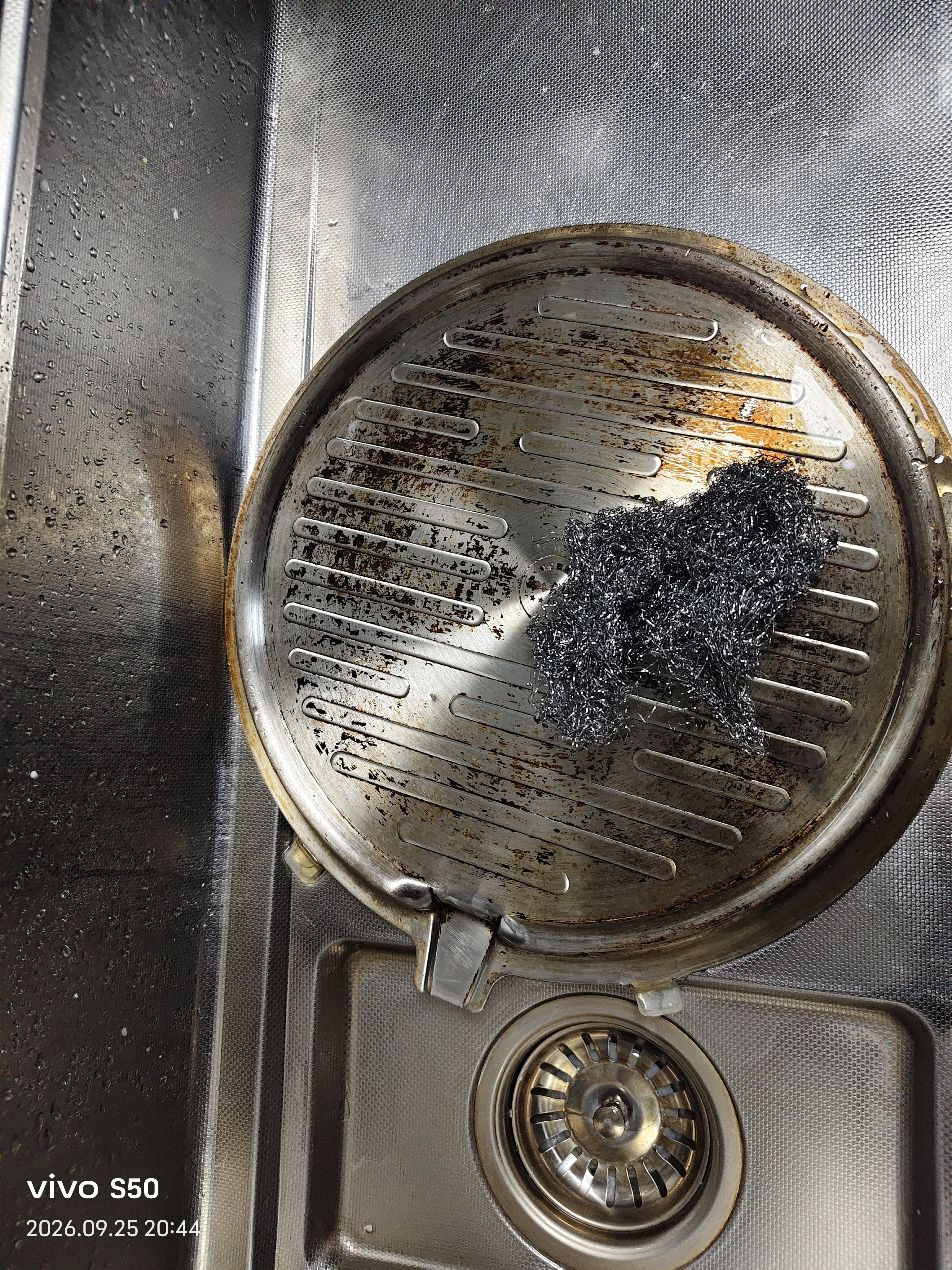 利仁（Liven）小钢人电饼铛不锈钢0涂层上下盘可拆洗可调火40mm超深2000W双面加热家用电饼档烙饼锅LR-XGR3997 实拍图