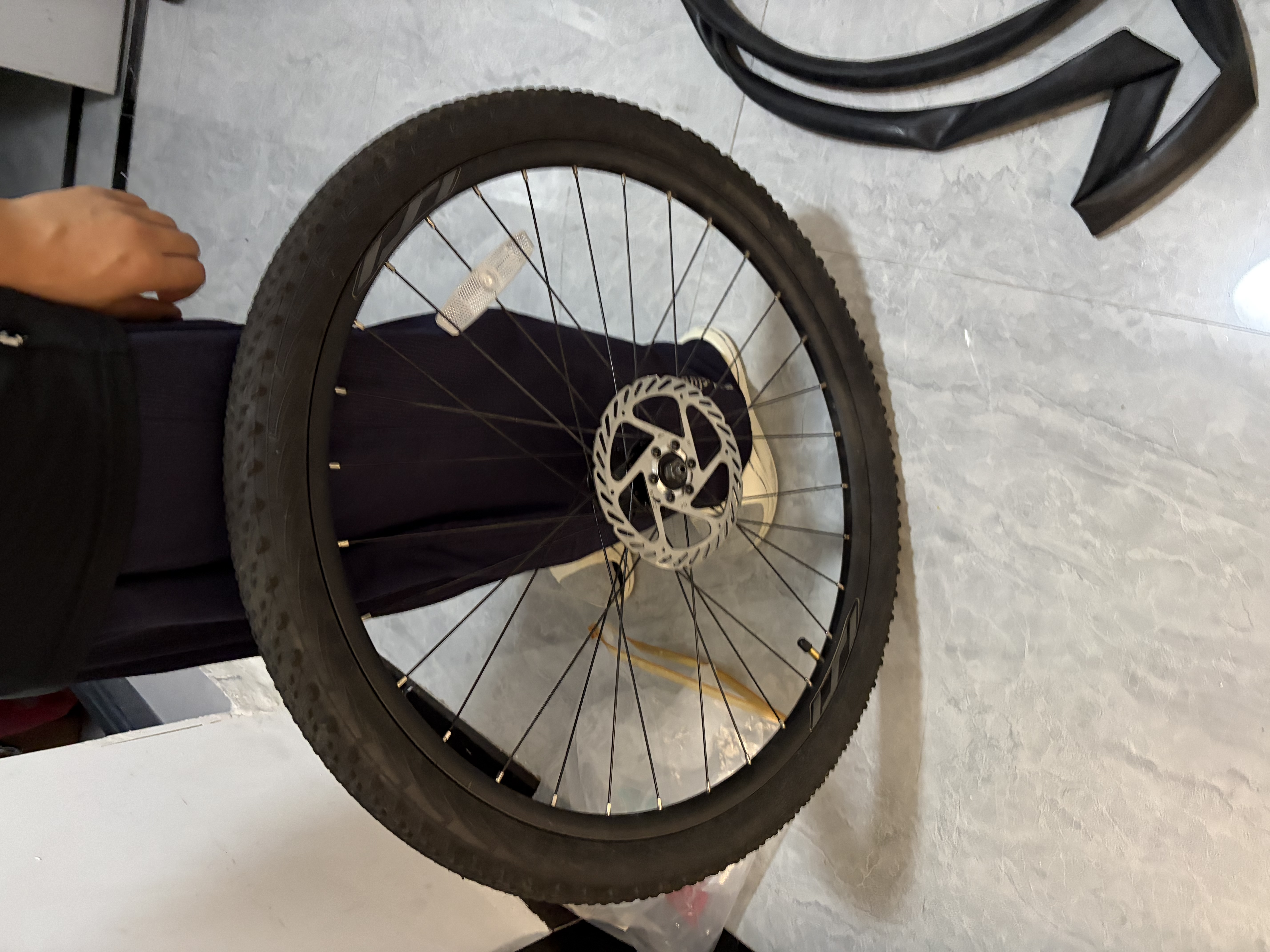 正新自行车内胎 26X1.90/2.125 美嘴48MM 山地车户外骑行岚内胎 实拍图