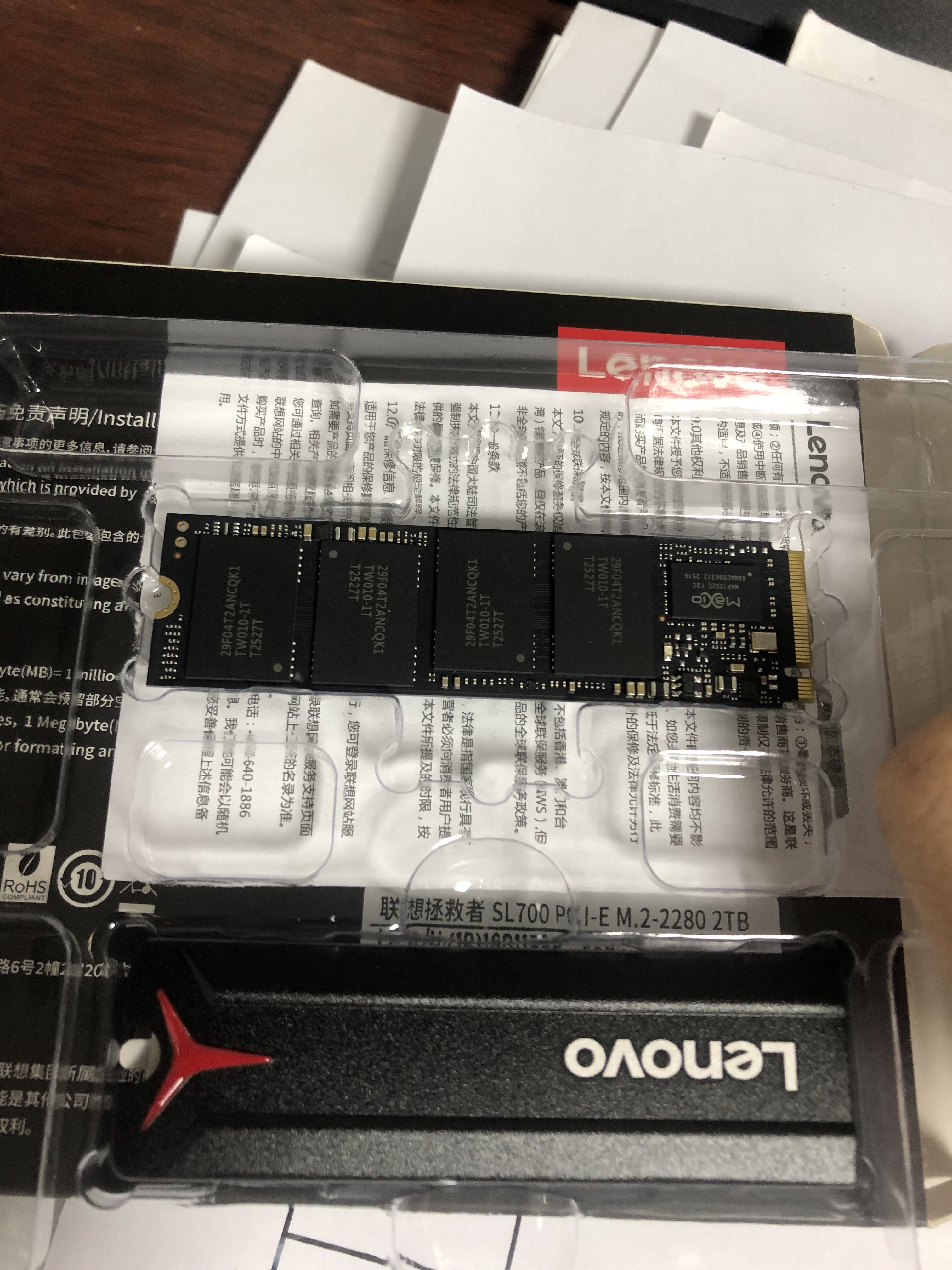 联想（Lenovo）2TB SSD固态硬盘m.2接口(NVMe协议)SL700 PCIe3.0 台式机笔记本通用 实拍图