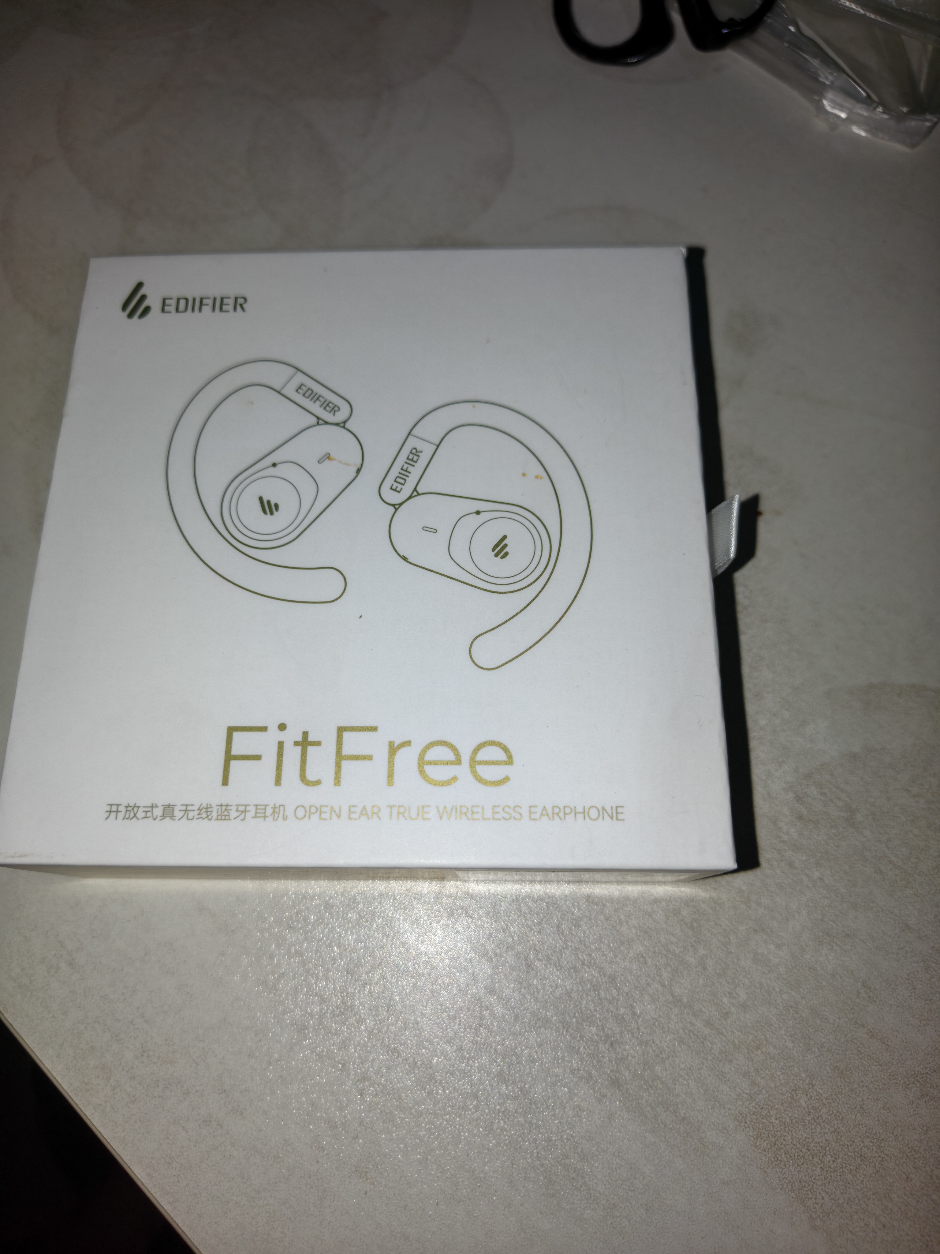 漫步者（EDIFIER）飞兔FitFree Turbo开放式 挂耳式蓝牙耳机无线运动跑步轻奢音乐游戏运动学生长续航适用于苹果安卓 星耀白【40°可调节耳挂】+定制收纳袋 实拍图