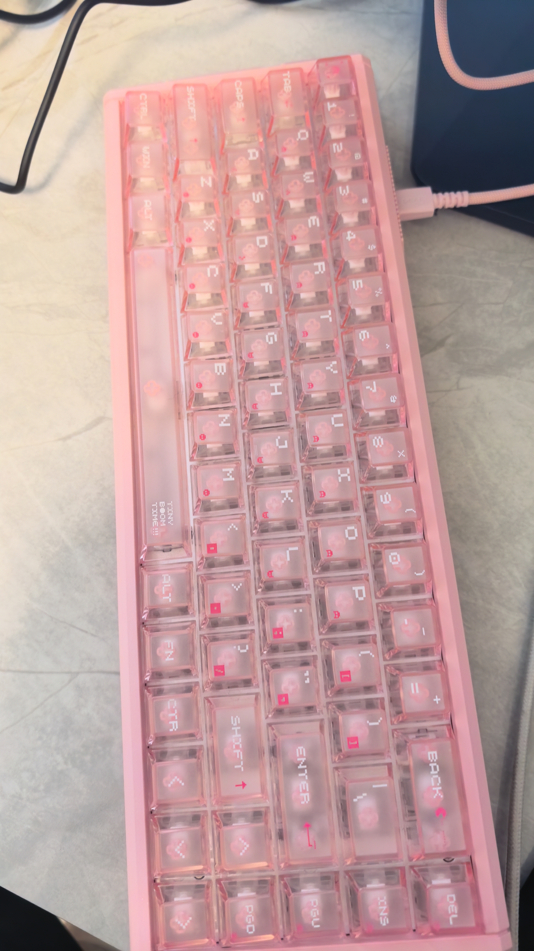 ATKRS6+磁轴键盘 RT客制化电竞游戏机械键盘有线无畏契约68键 RS6+粉武士雪刃轴Pro 实拍图