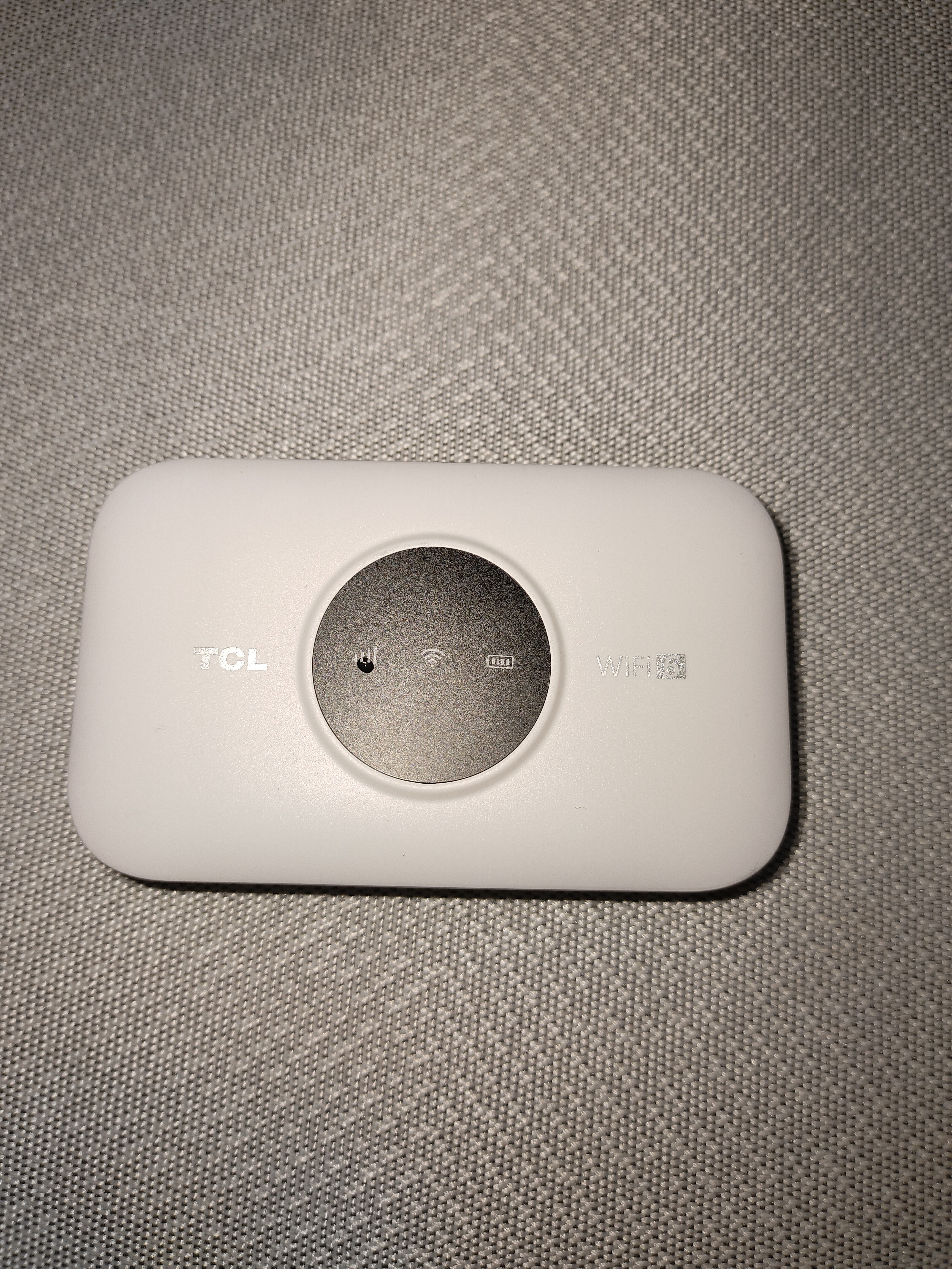 TCL随身wifi2026新款全国通用可移动便携式热点免插卡无线网wi-fi6无限制大流量车载4G路由器5GXY15B 【升级充电款】3000毫安大电池 足额不虚标月享1500G流量 实拍图