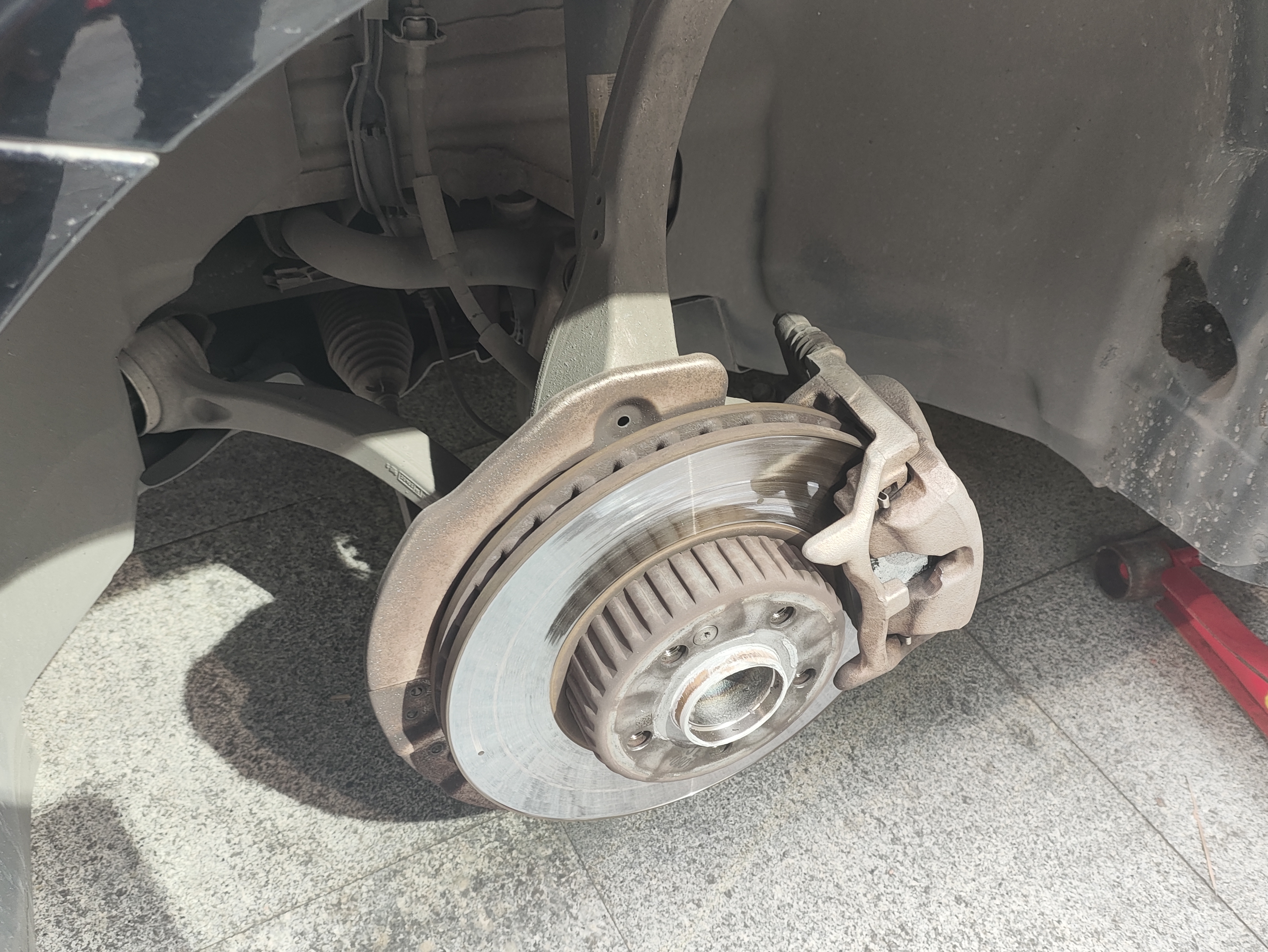 普利司通（Bridgestone）汽车轮胎245/45R18 100Y XL T005L RFT防爆胎原配宝马5系适配奔驰 实拍图