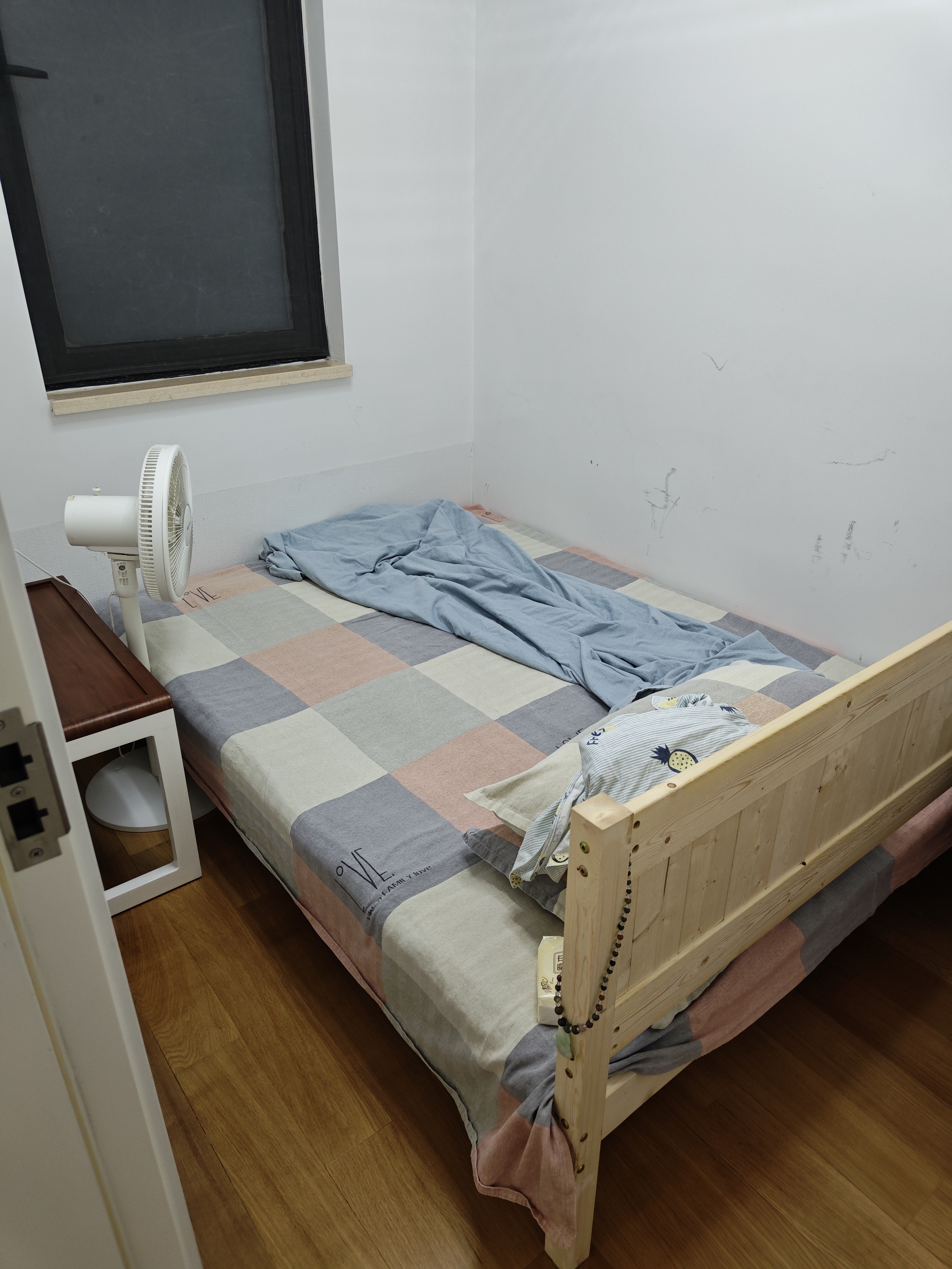 零树 实木床主卧双人床卧室家具单人床 【包安装】1.35m*1.9m JY-B3 实拍图