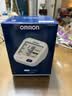 欧姆龙（OMRON）上臂式电子血压计血压仪家用 语音播报 大屏显示U725A 实拍图