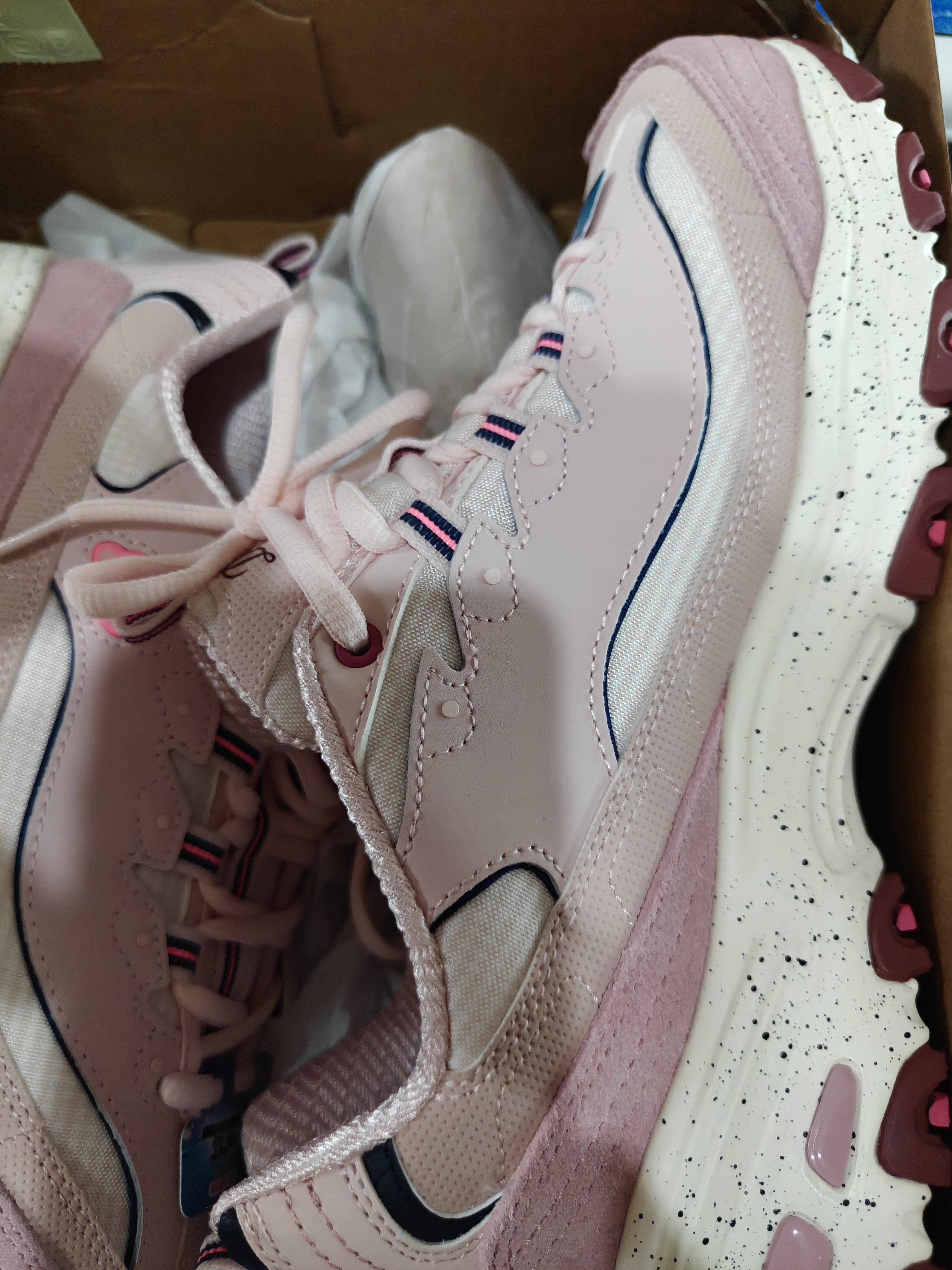斯凯奇（Skechers）女鞋秋季缓震舒适运动鞋厚底休闲鞋增高老爹鞋149589 豆沙色/多彩色/MVMT 38.5 【正码正拍】 实拍图